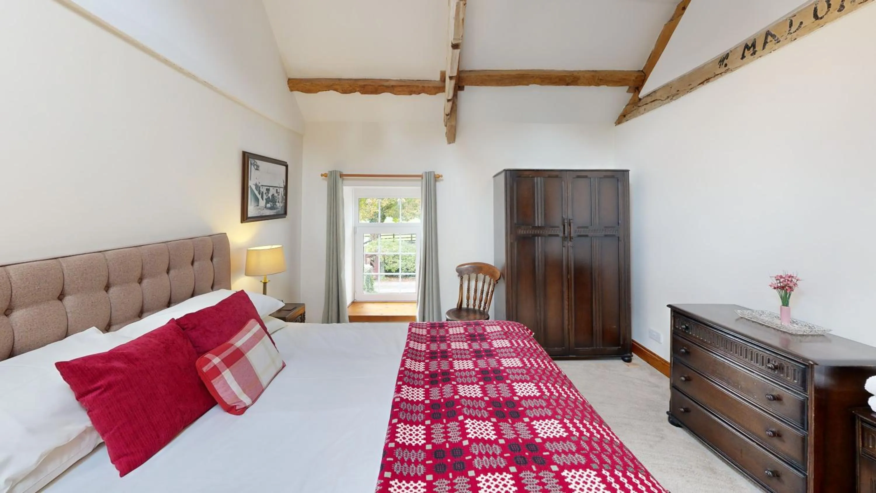 Bed in Swansea Valley Holiday Cottages