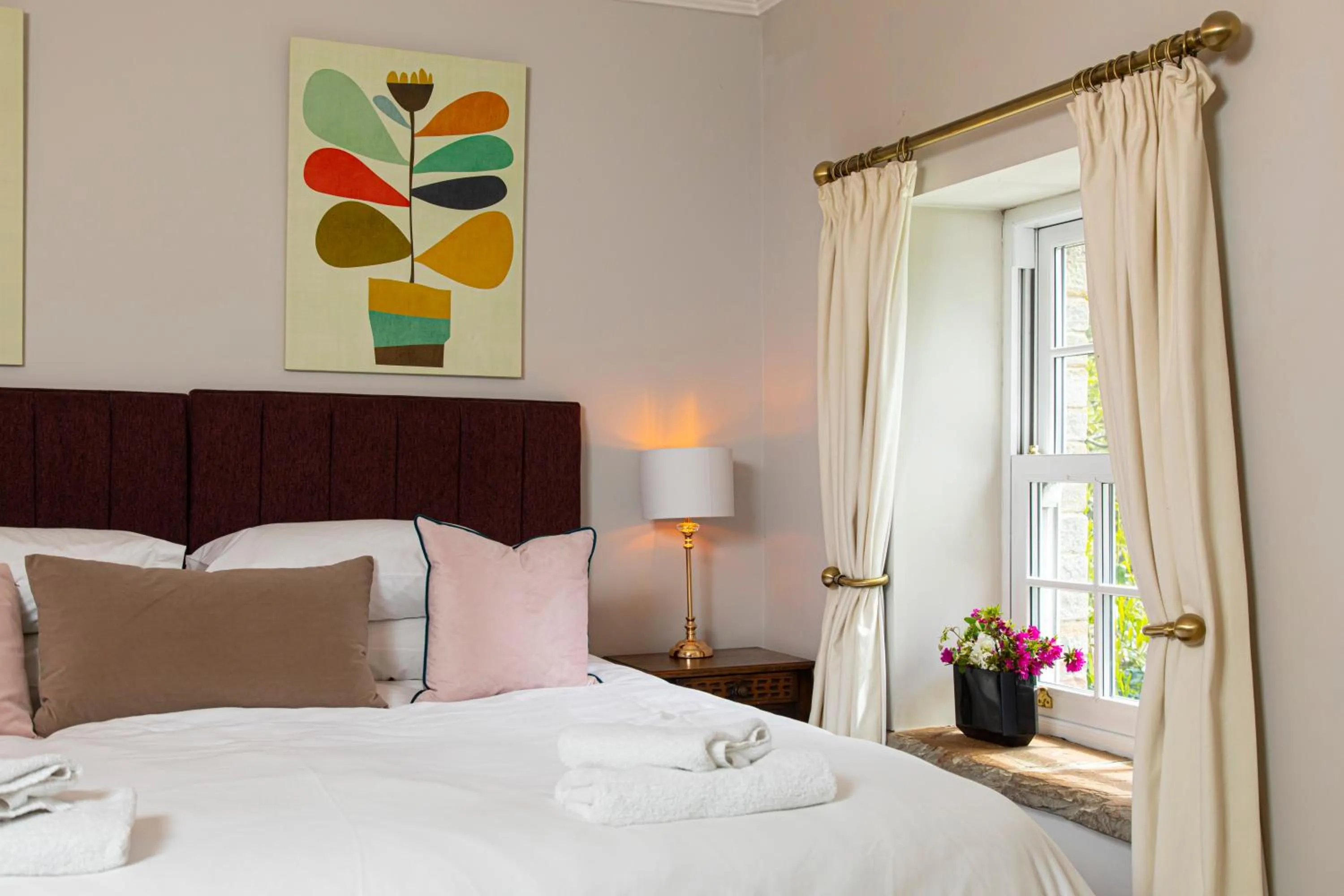 Bed in Swansea Valley Holiday Cottages