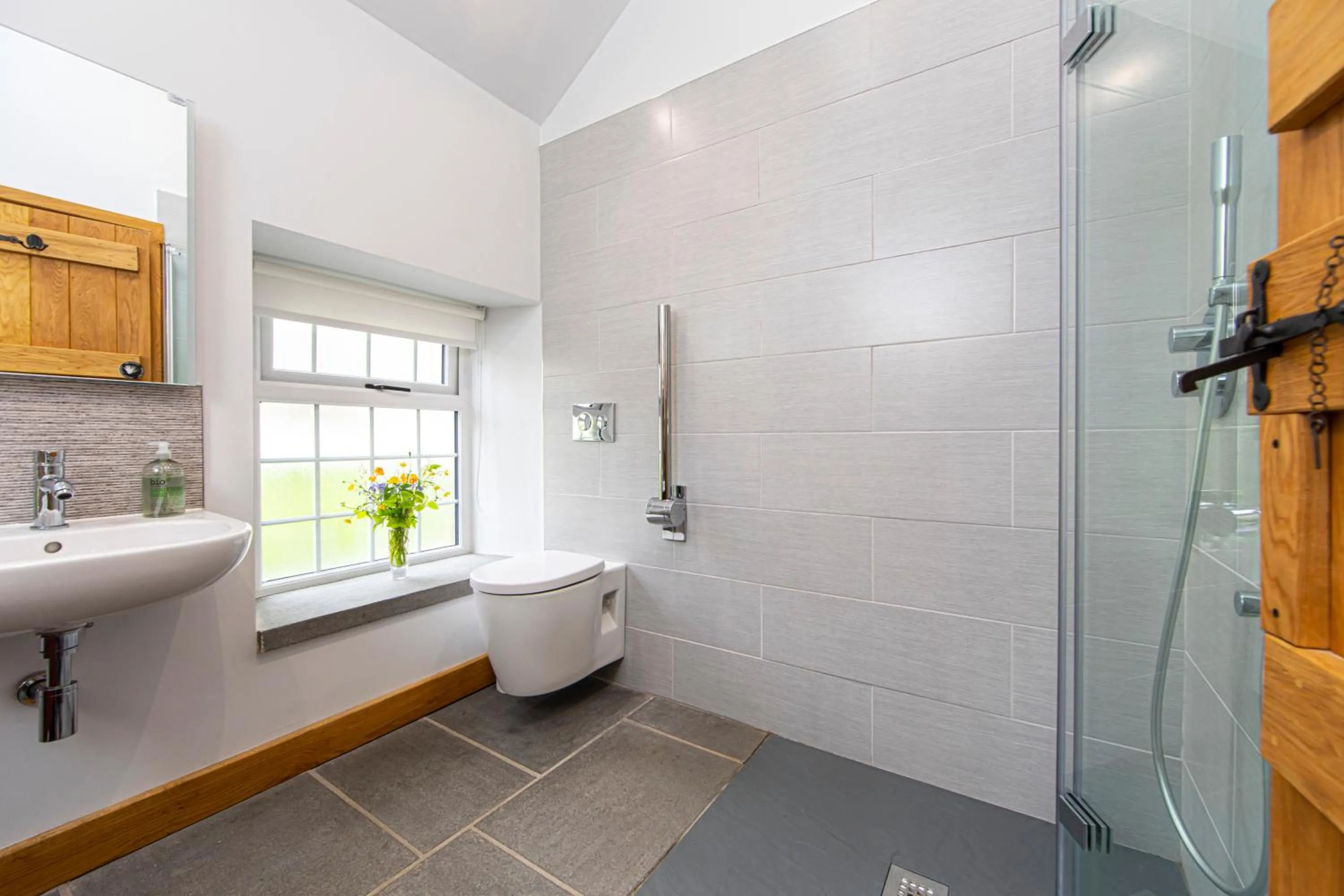 Bathroom in Swansea Valley Holiday Cottages