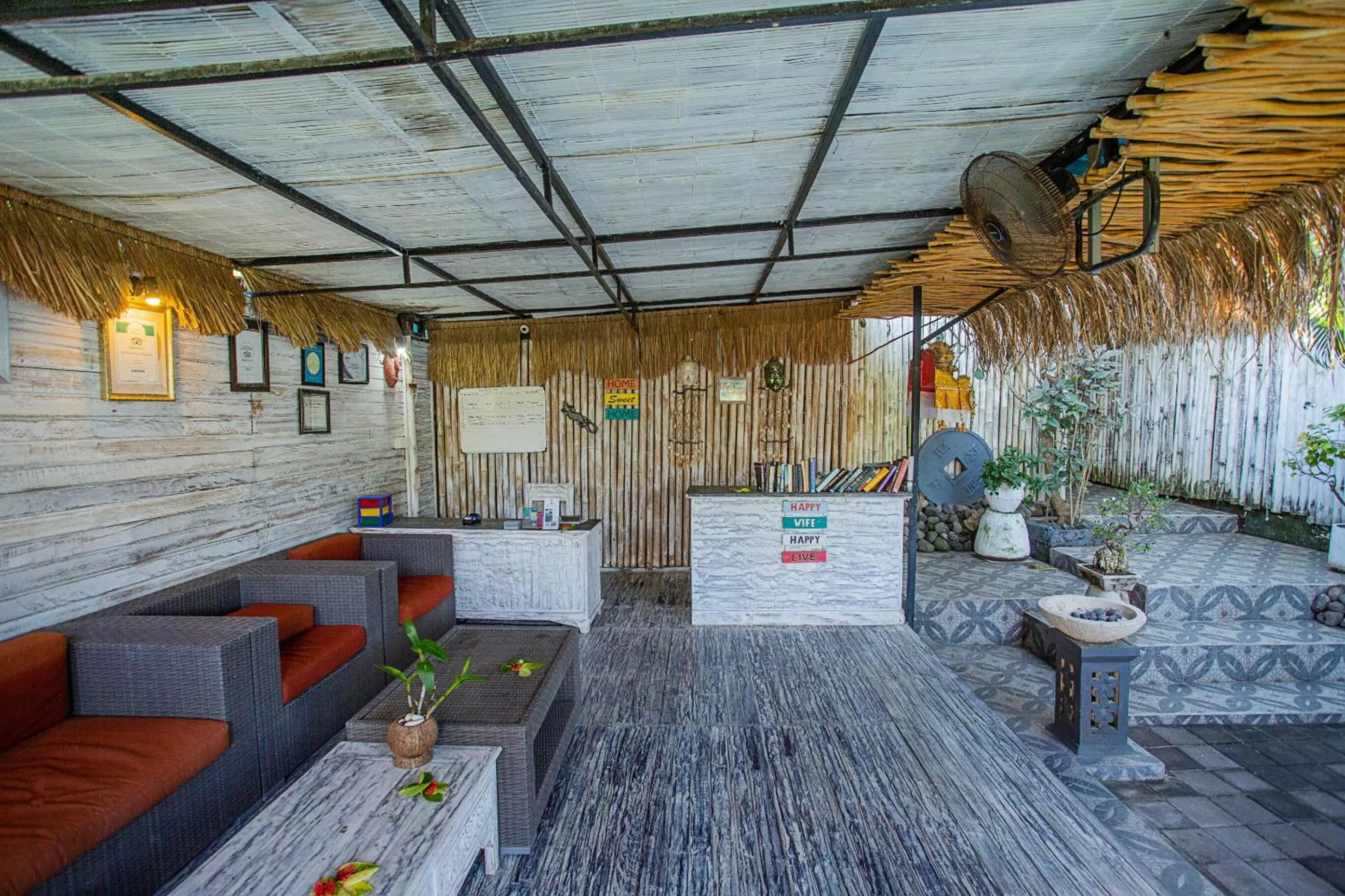 Lobby or reception in Naturale Villas