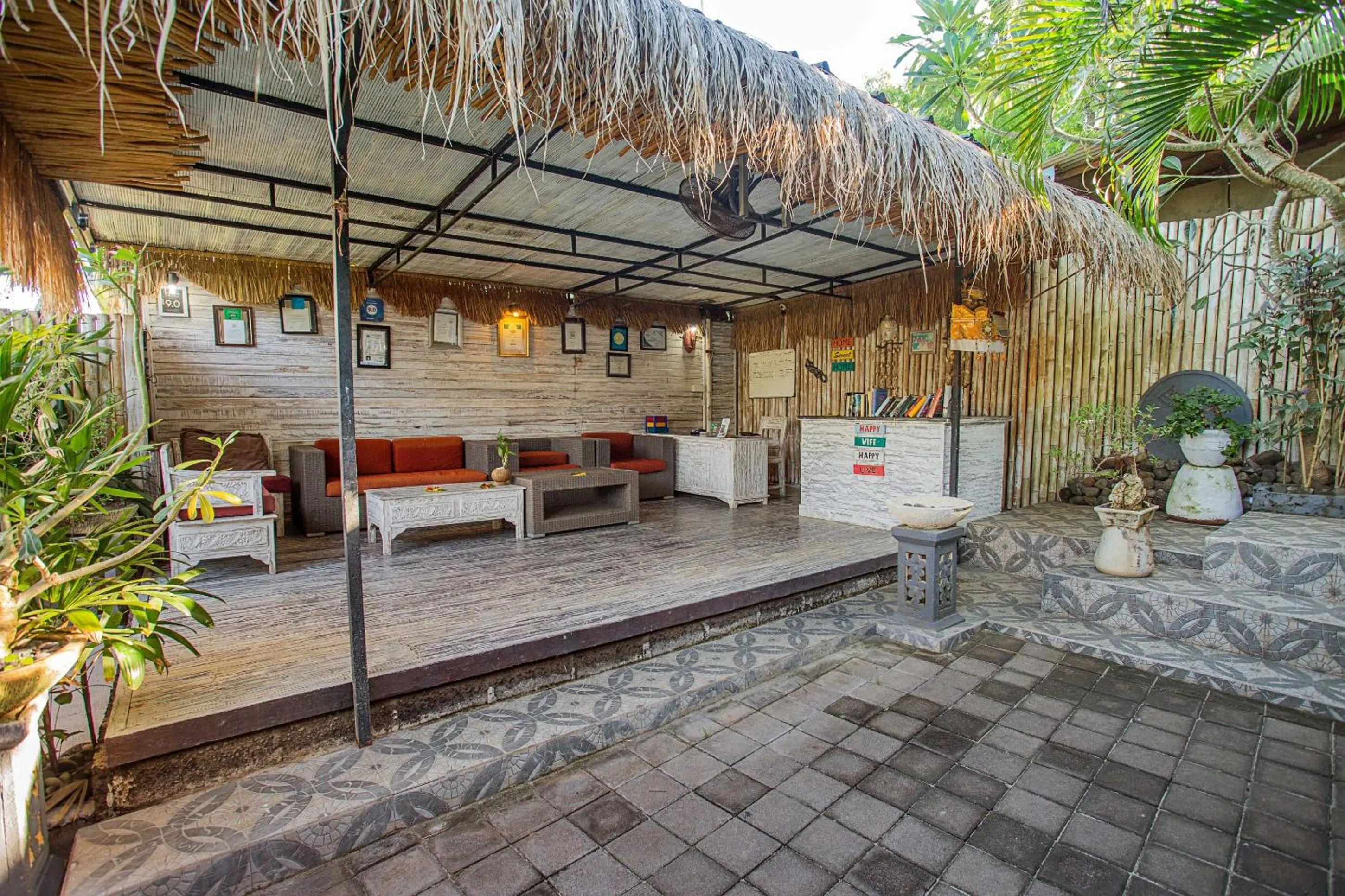 Lobby or reception in Naturale Villas