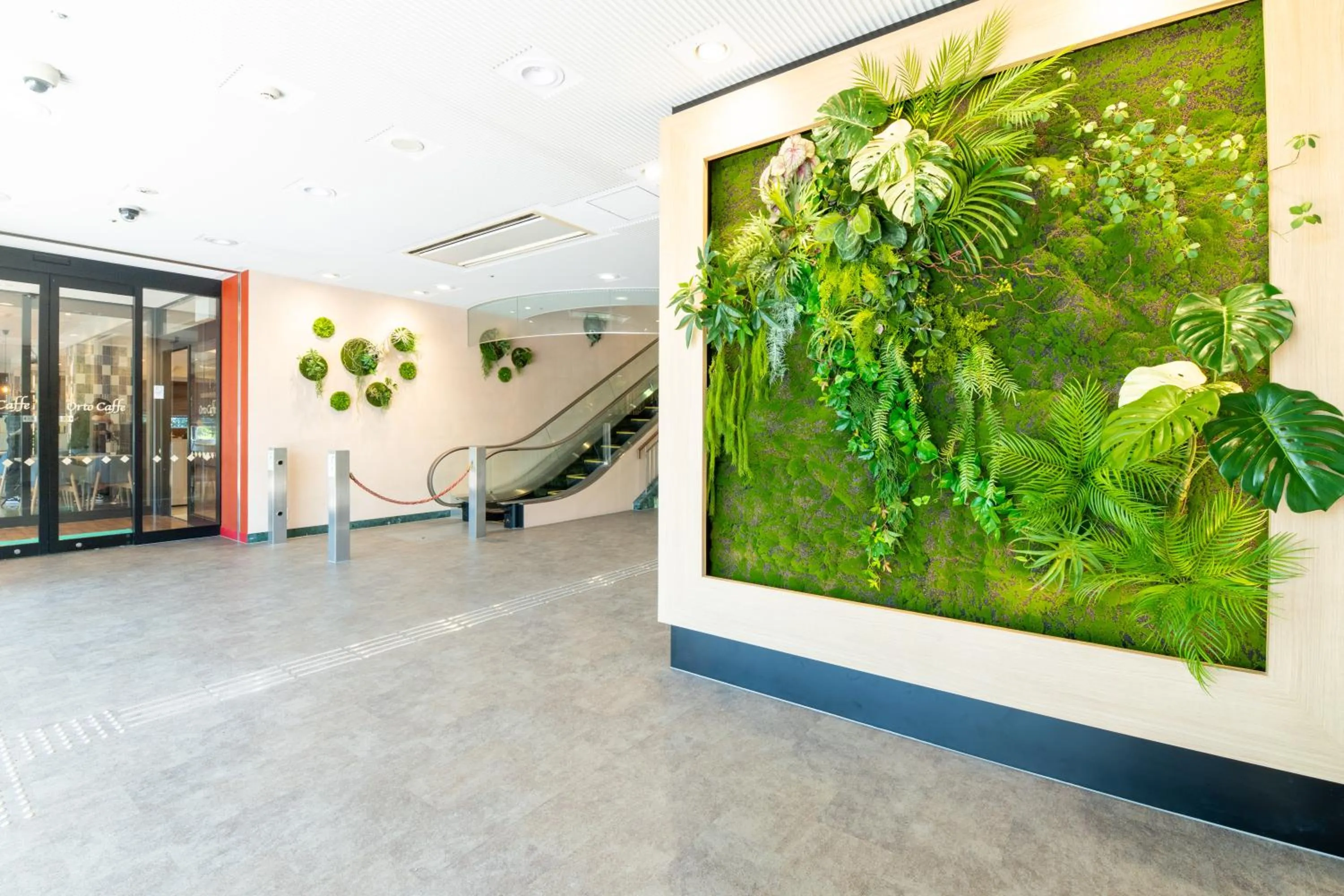 Decorative detail in Richmond Hotel Miyazakiekimae