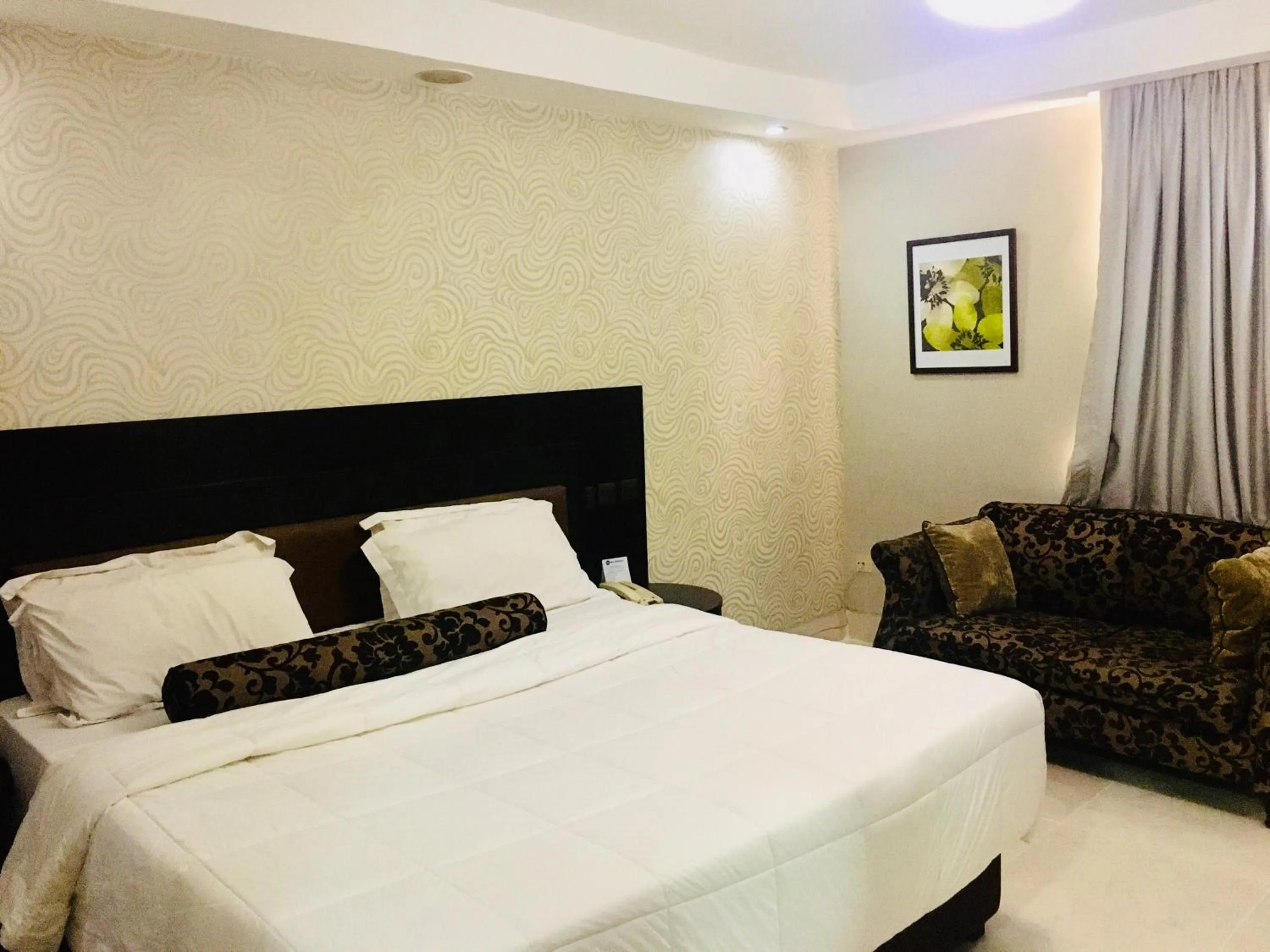 Bed in BW Starfire Hotel