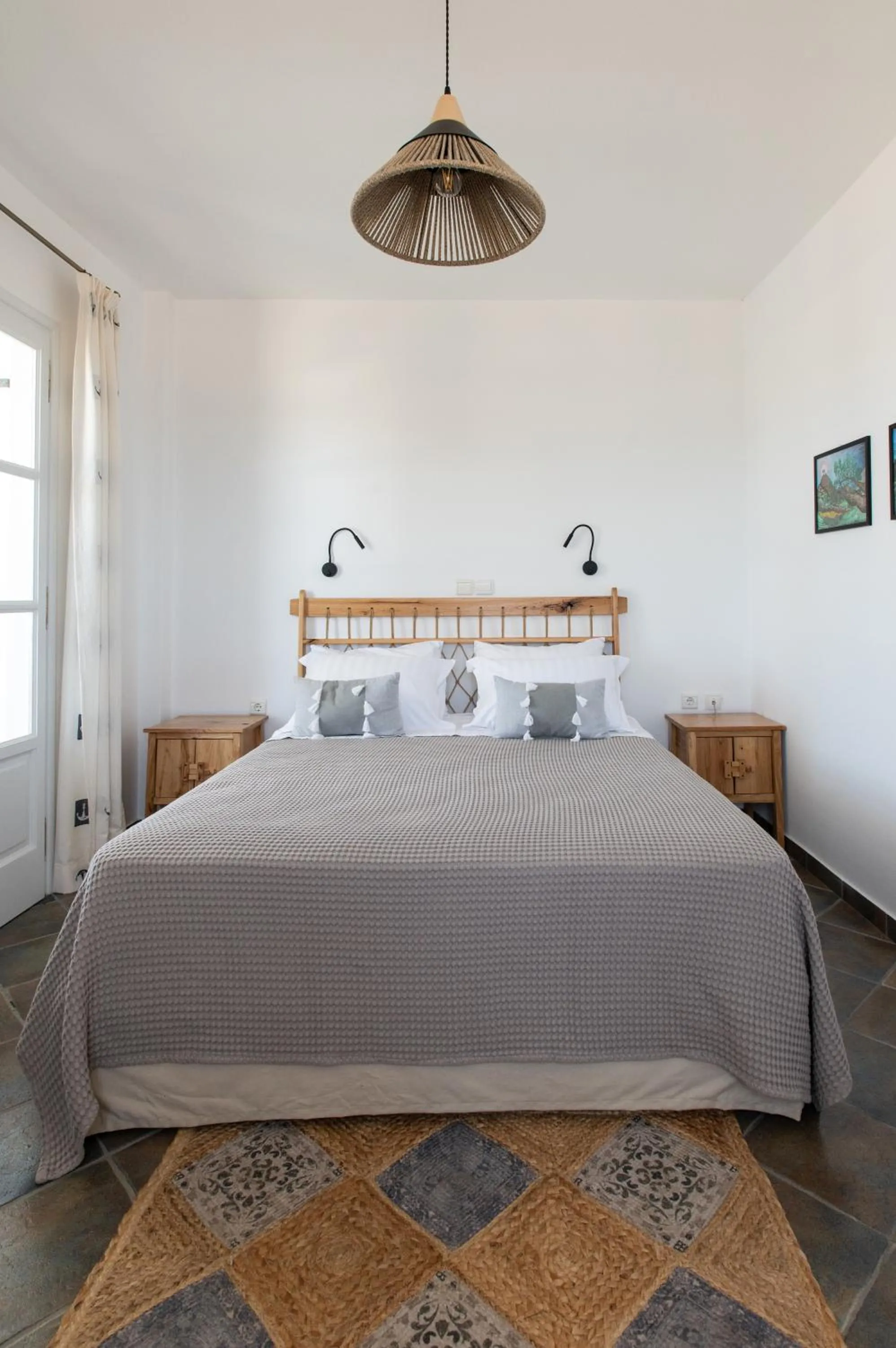 Bed in Sea Lilies Suites