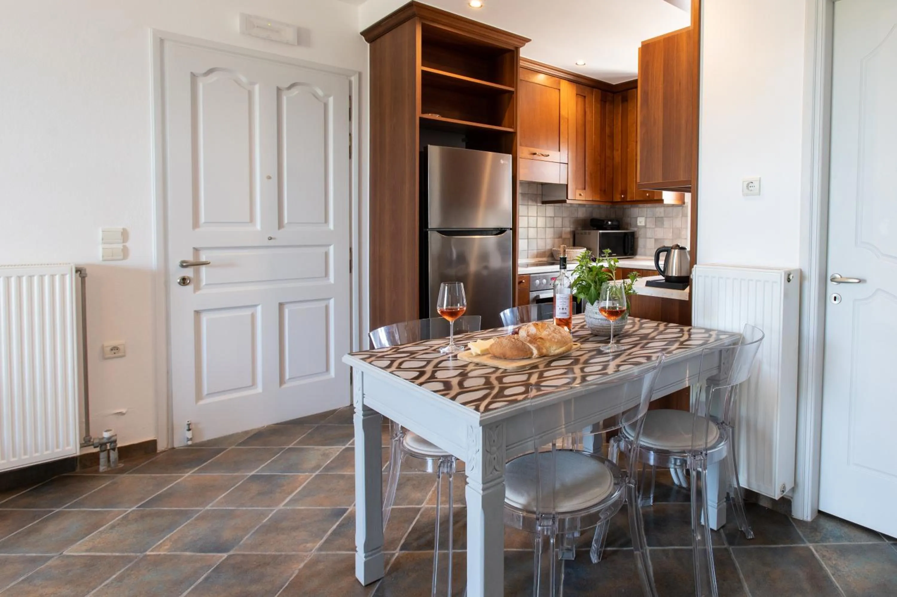 Living room in Sea Lilies Suites