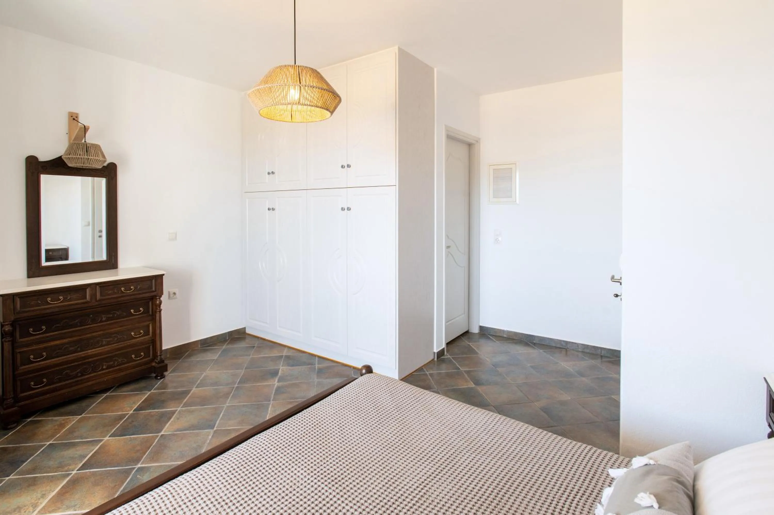 Bedroom, Bed in Sea Lilies Suites