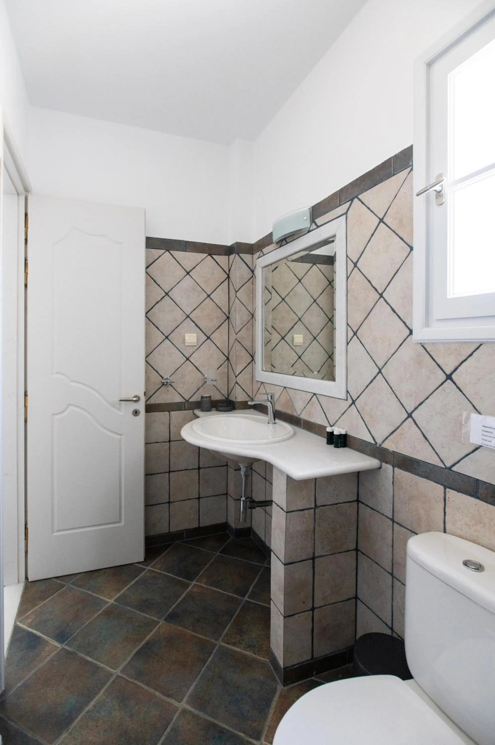 Bathroom in Sea Lilies Suites