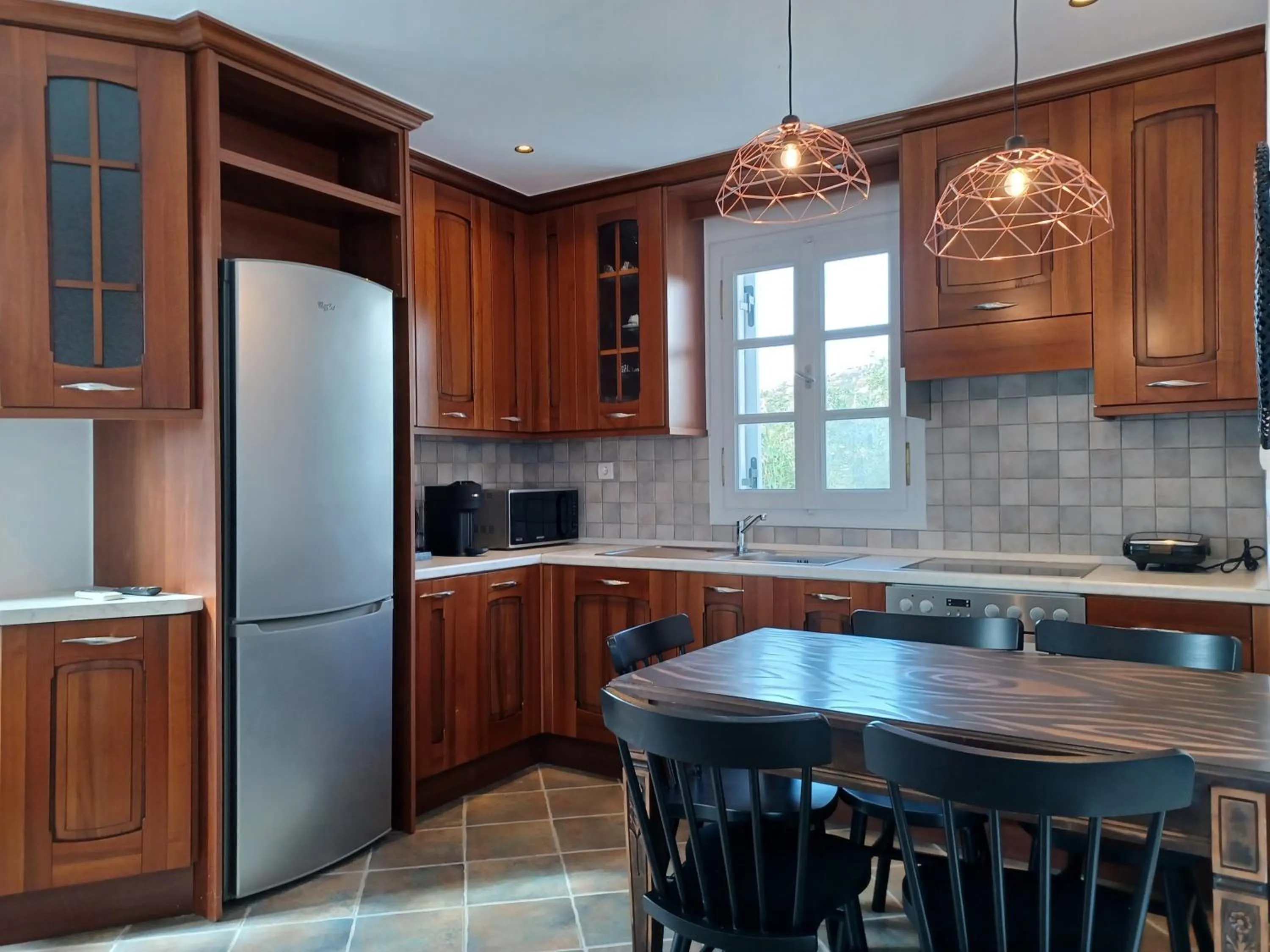Dining area in Sea Lilies Suites