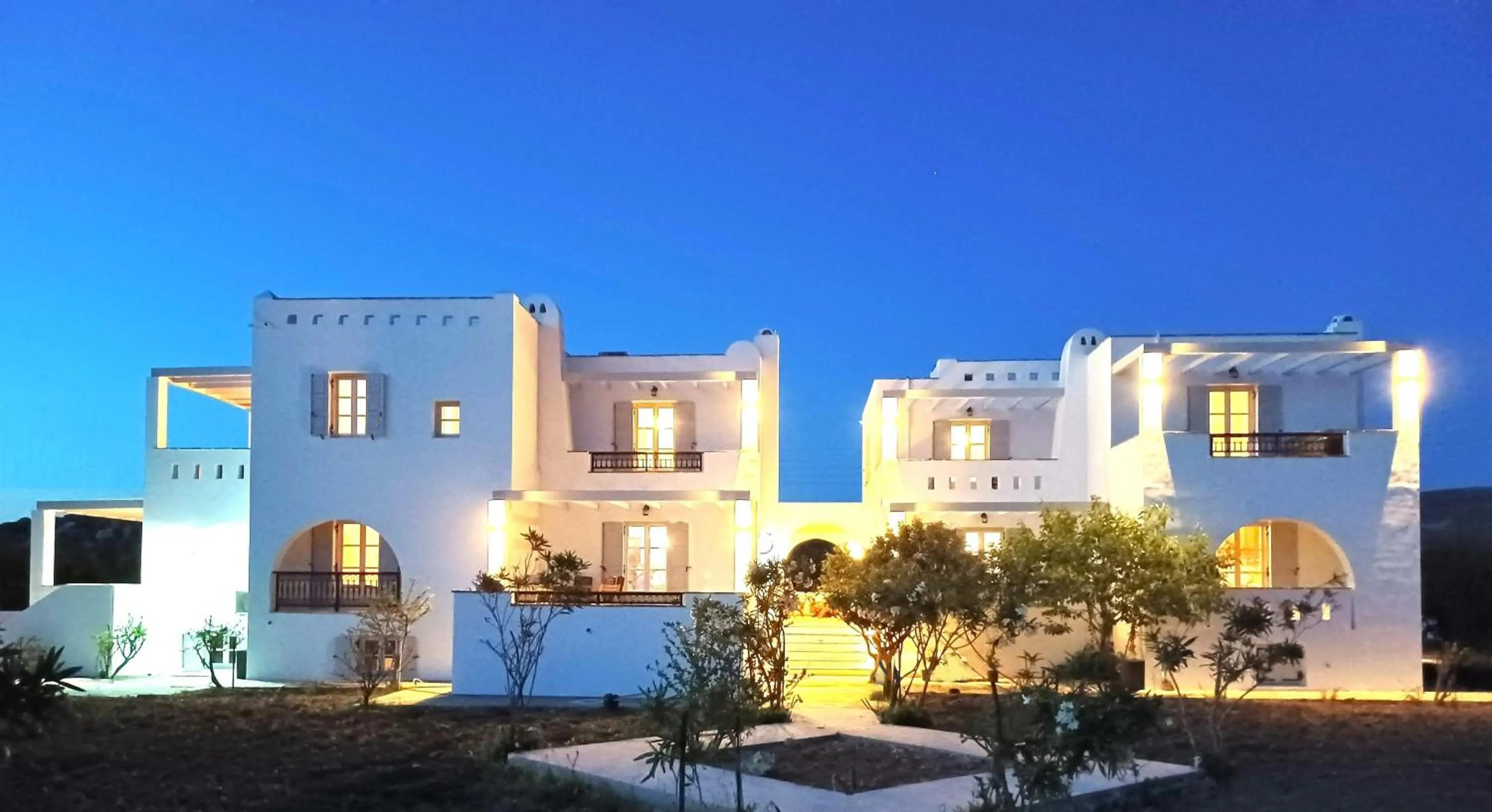 Property building in Sea Lilies Suites