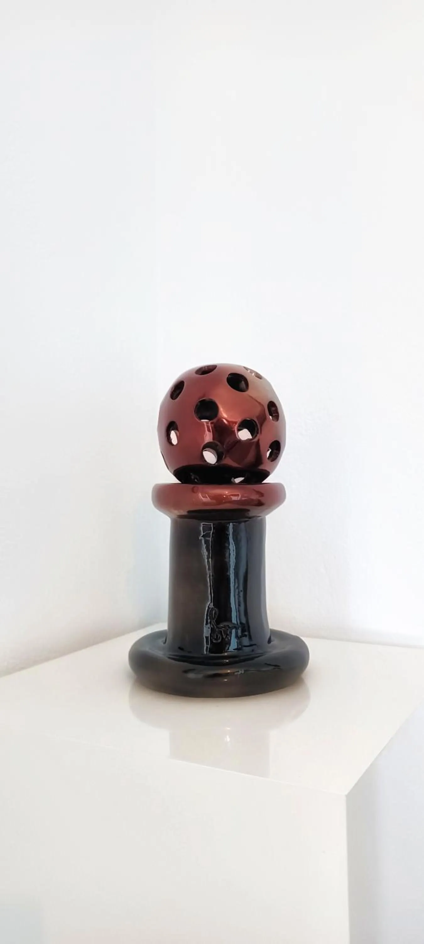 Decorative detail in Sea Lilies Suites