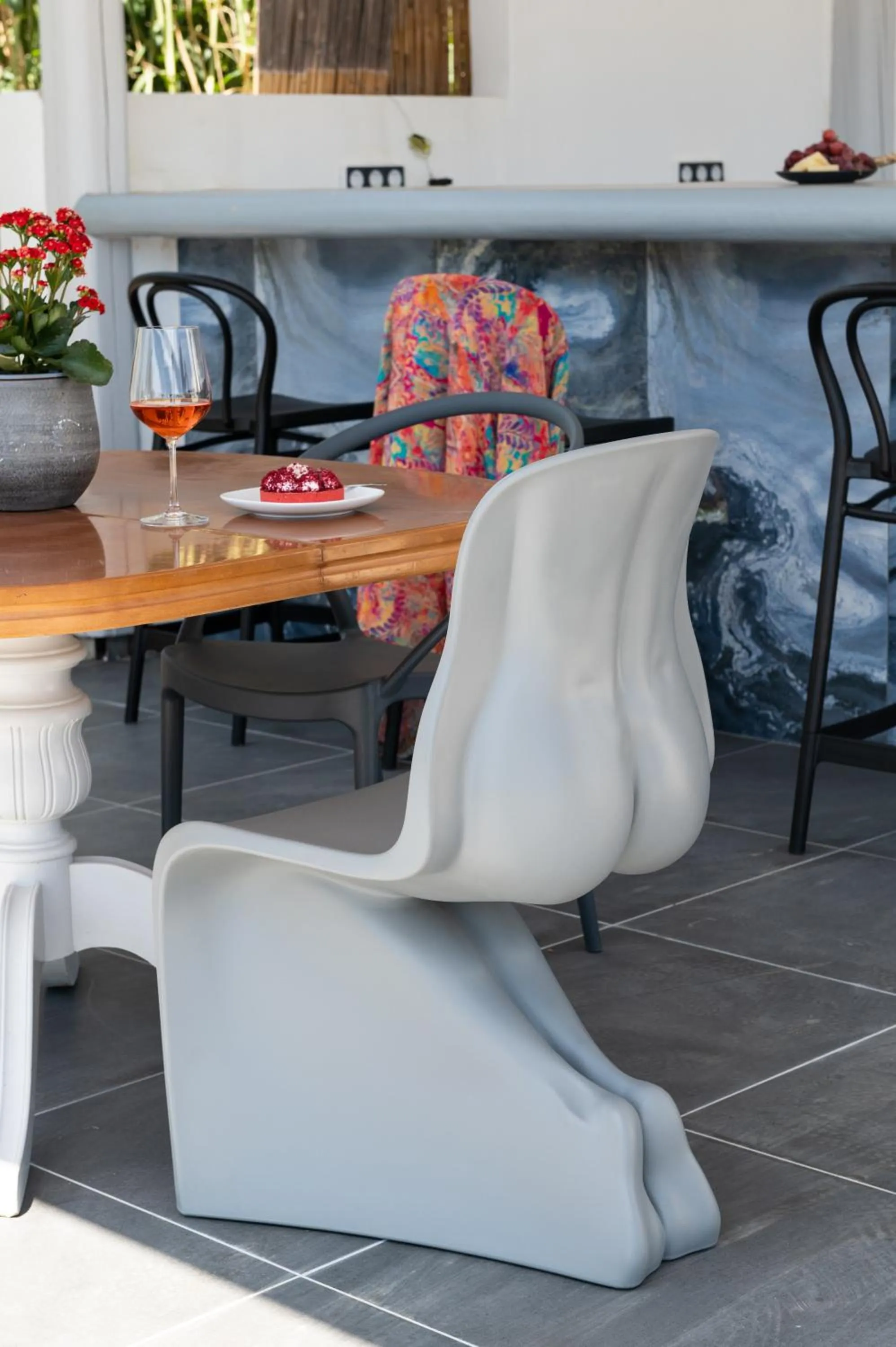 Communal lounge/ TV room in Sea Lilies Suites