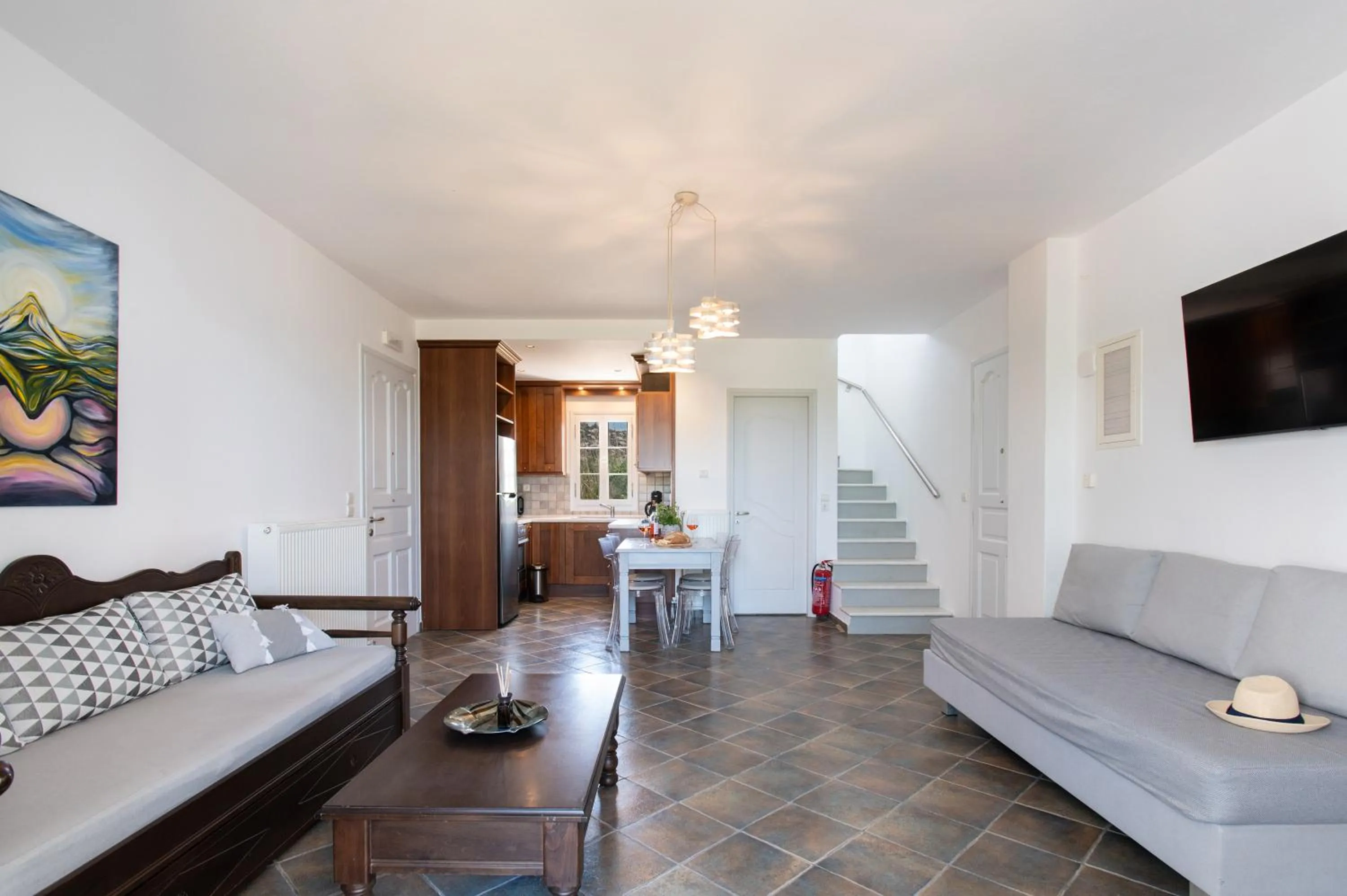 TV and multimedia in Sea Lilies Suites