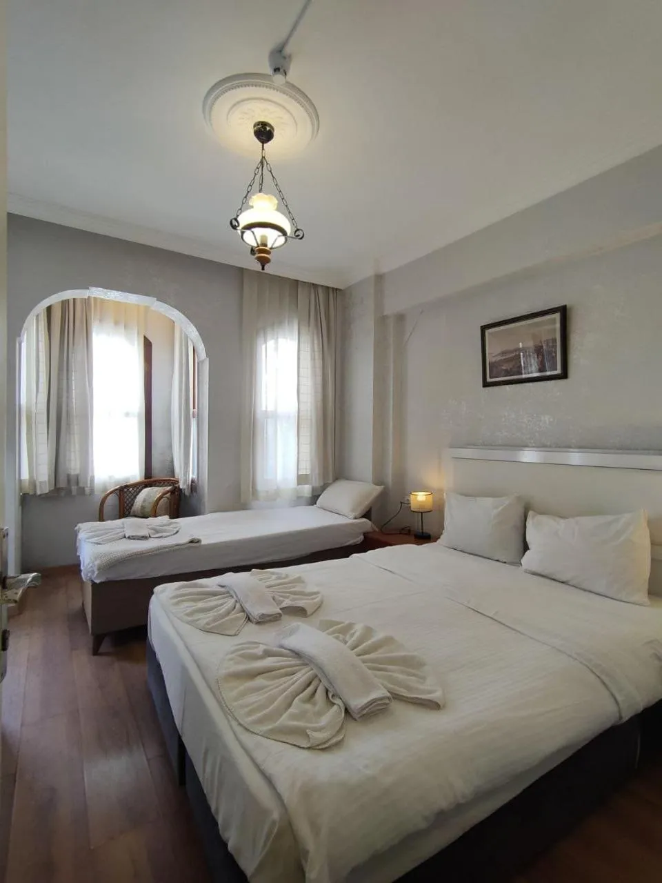 Bed in Hotel Antique