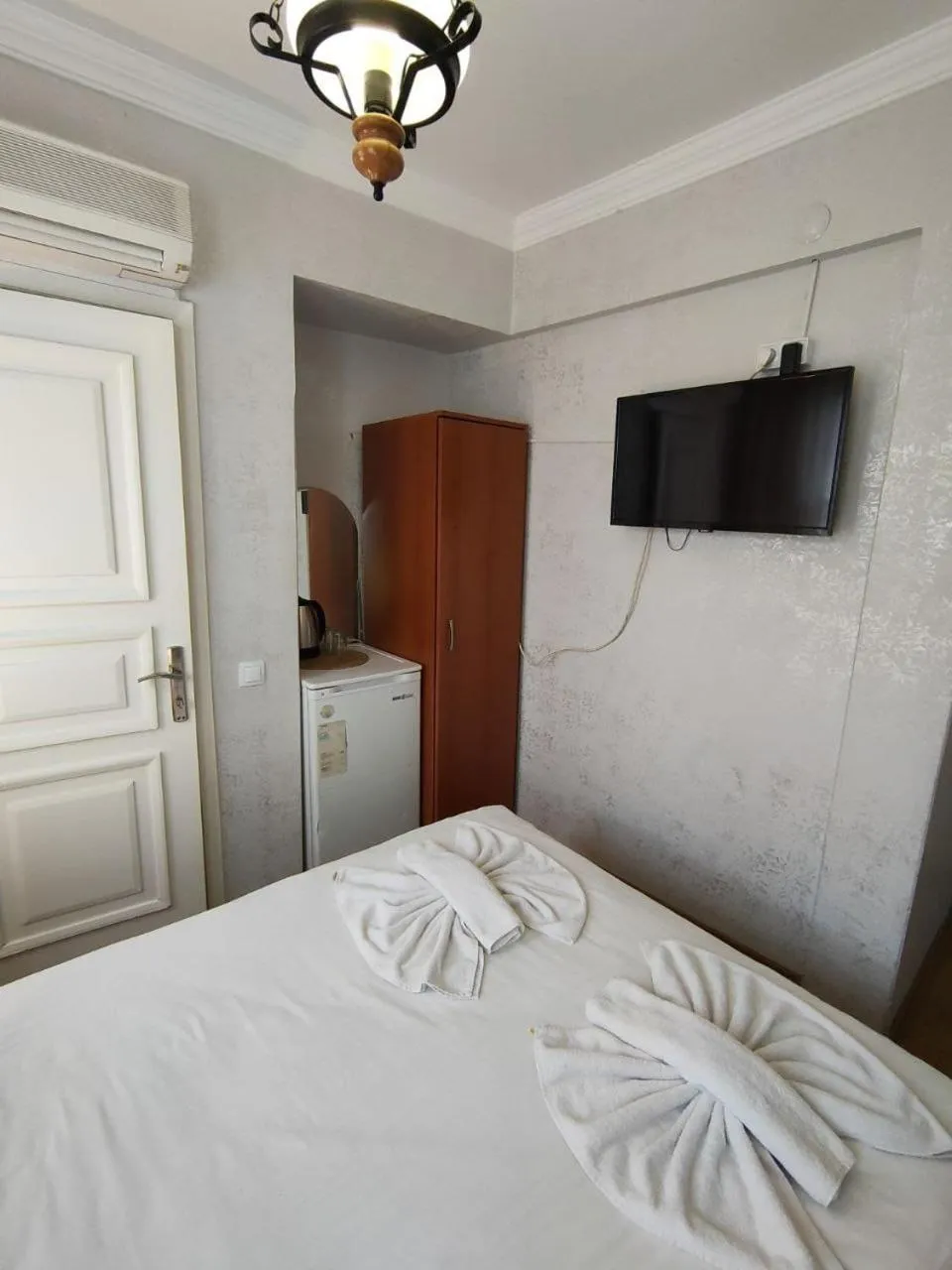 Bed in Hotel Antique