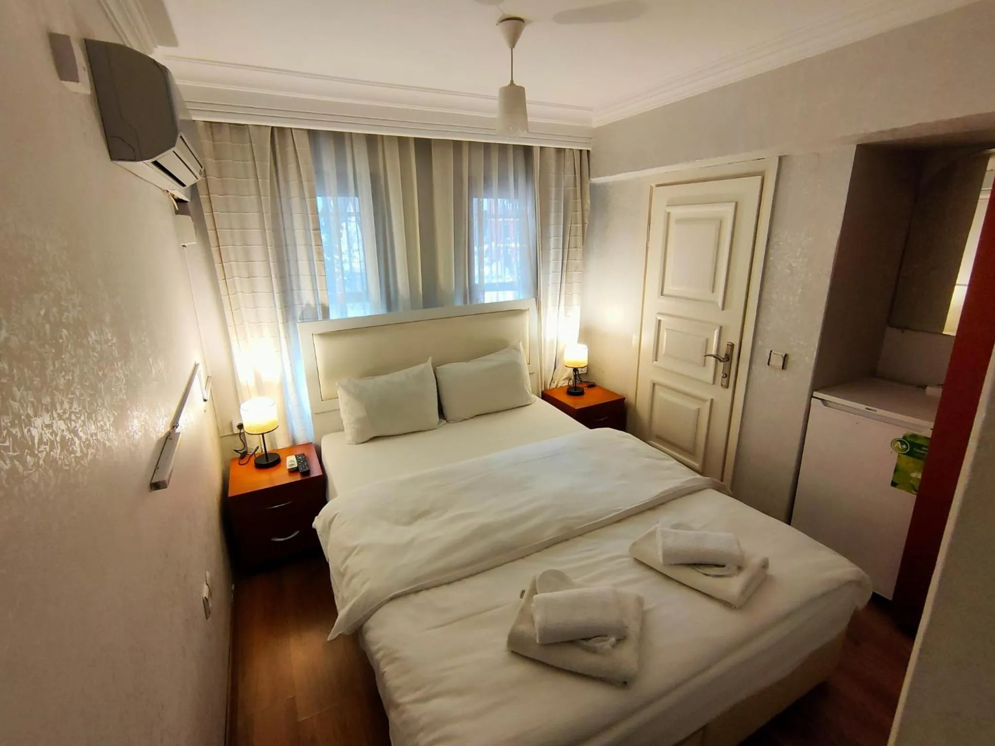 Bed in Hotel Antique