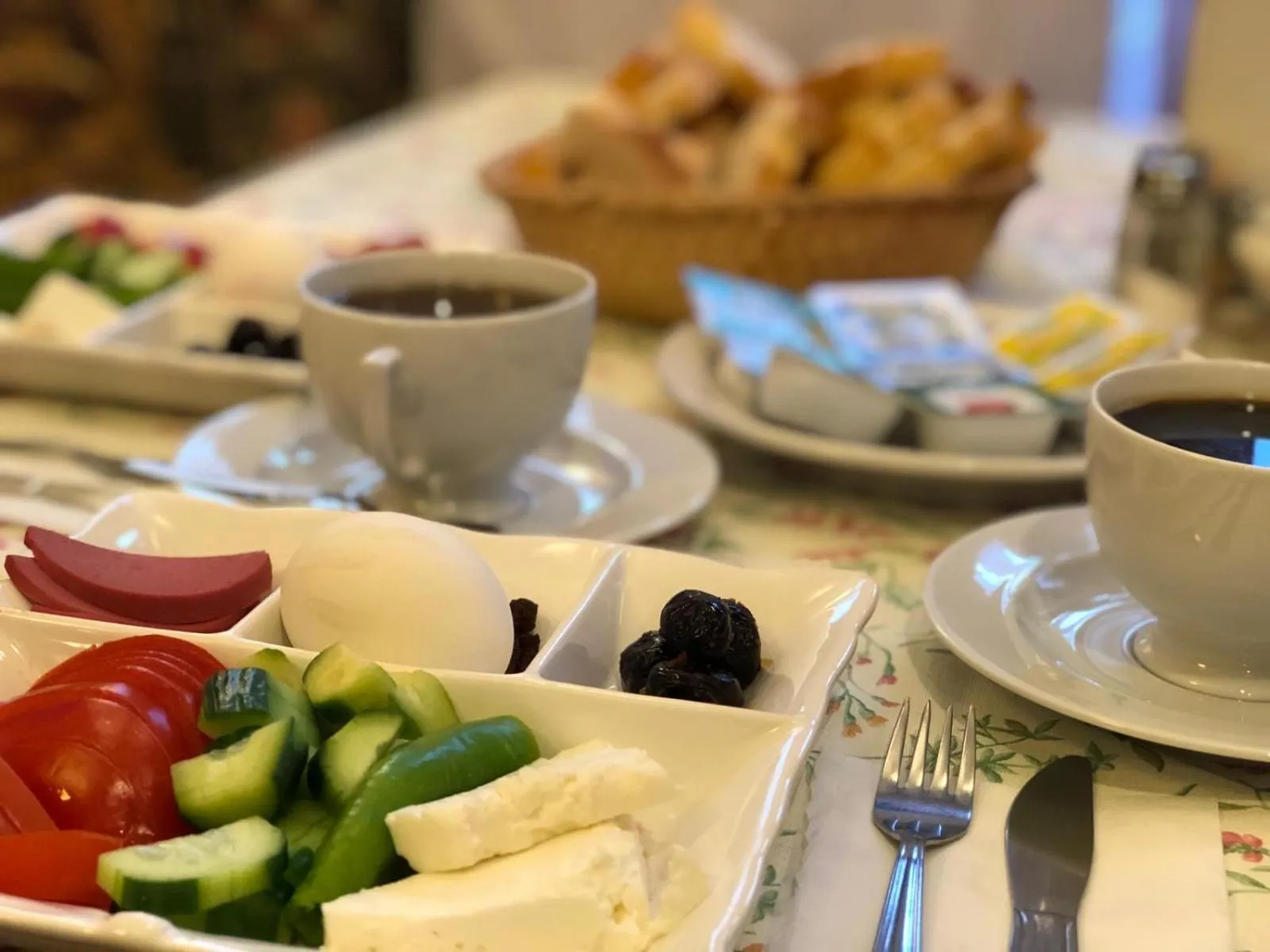 Continental breakfast in Hotel Antique