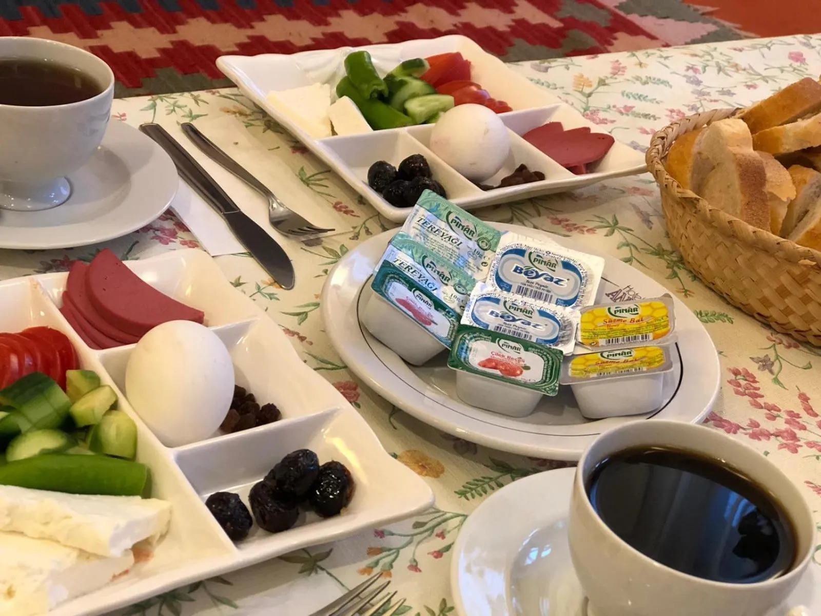 Continental breakfast in Hotel Antique