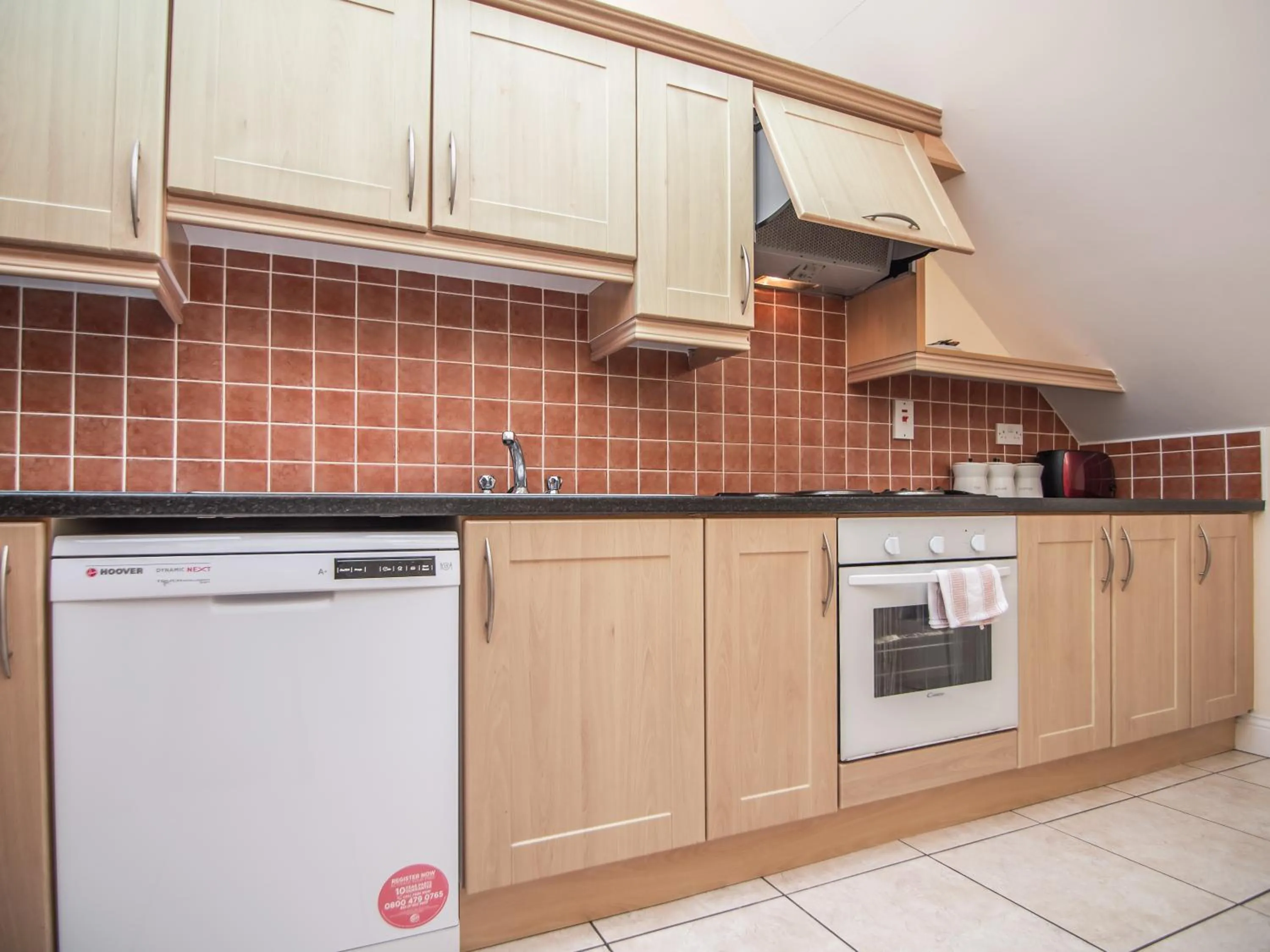 Kitchen or kitchenette in Donegan Court Aparthotel