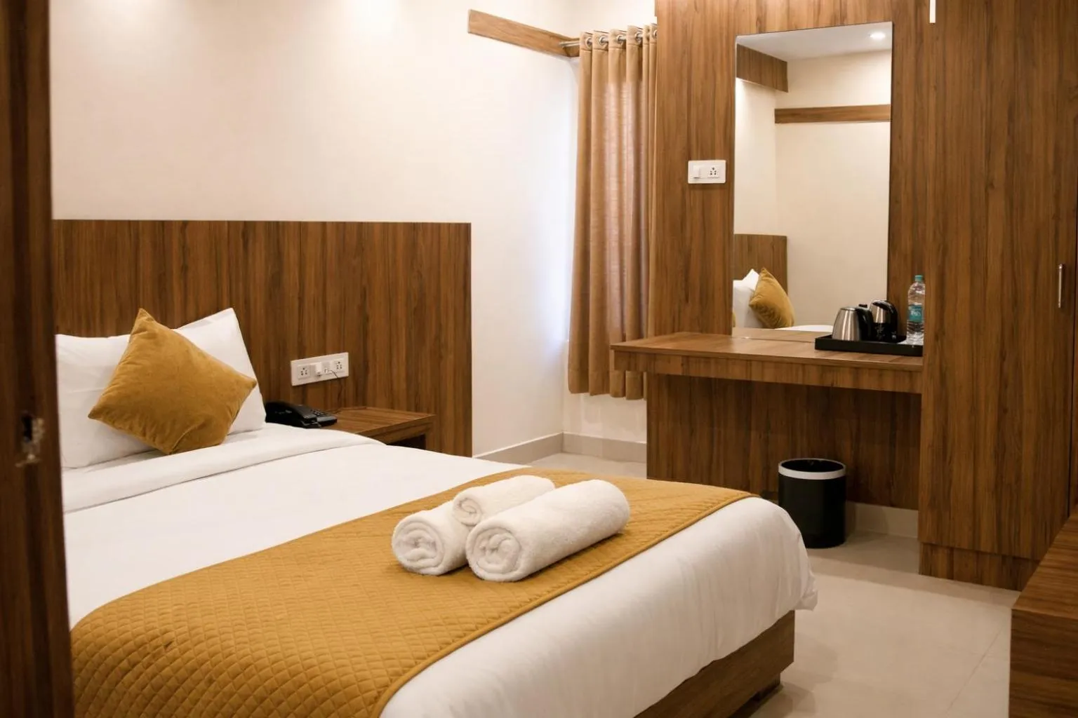 Bedroom, Bed in Hotel Sakura Inn