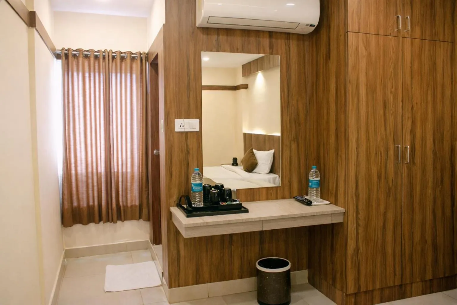 Coffee/tea facilities in Hotel Sakura Inn