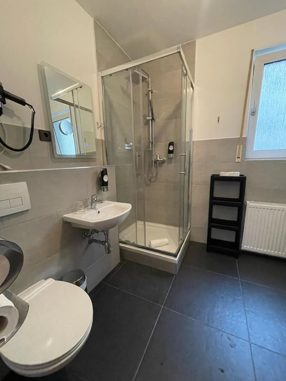 Bathroom in NP Hotel Königshof