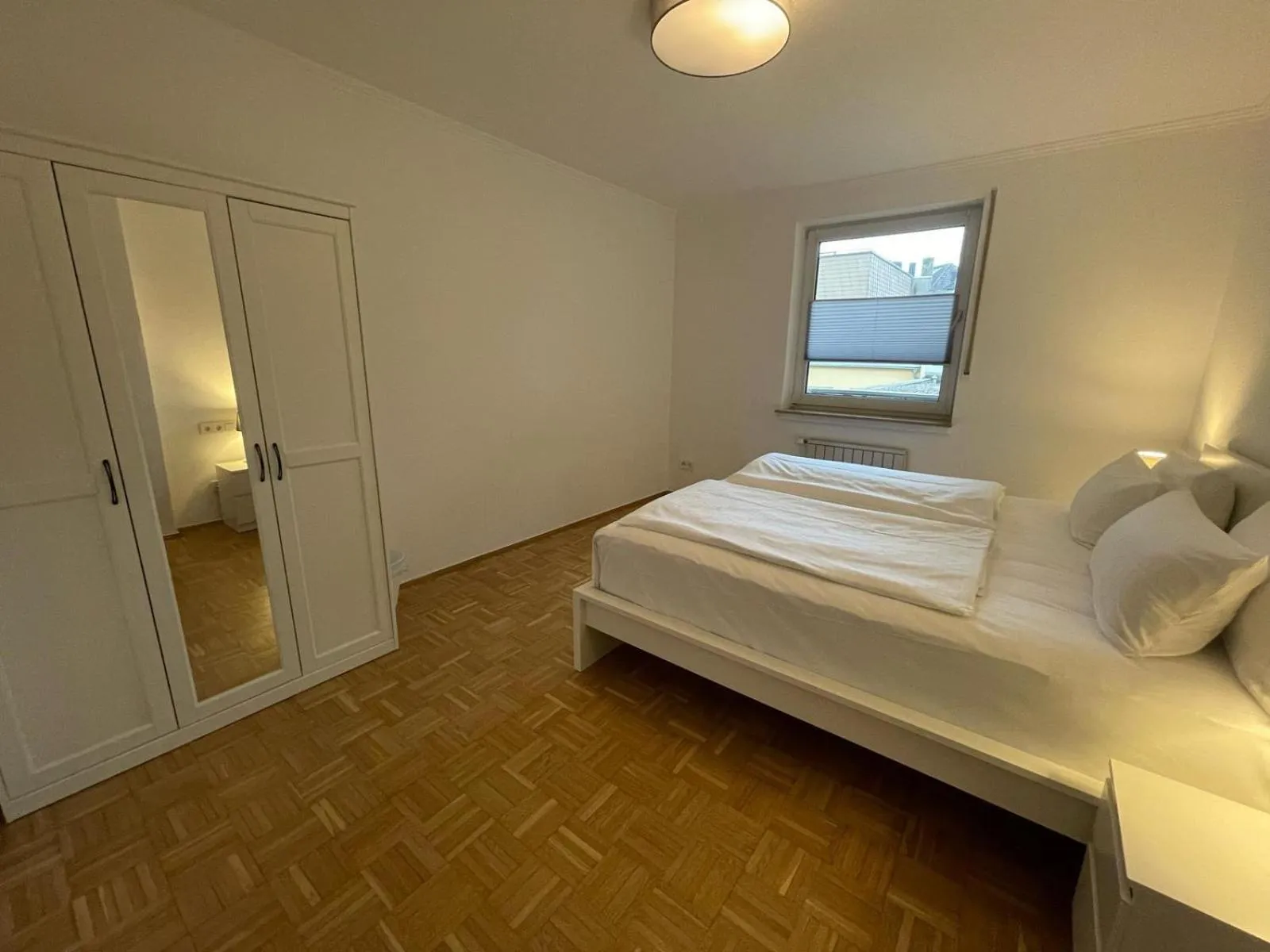 Bedroom, Bed in NP Hotel Königshof