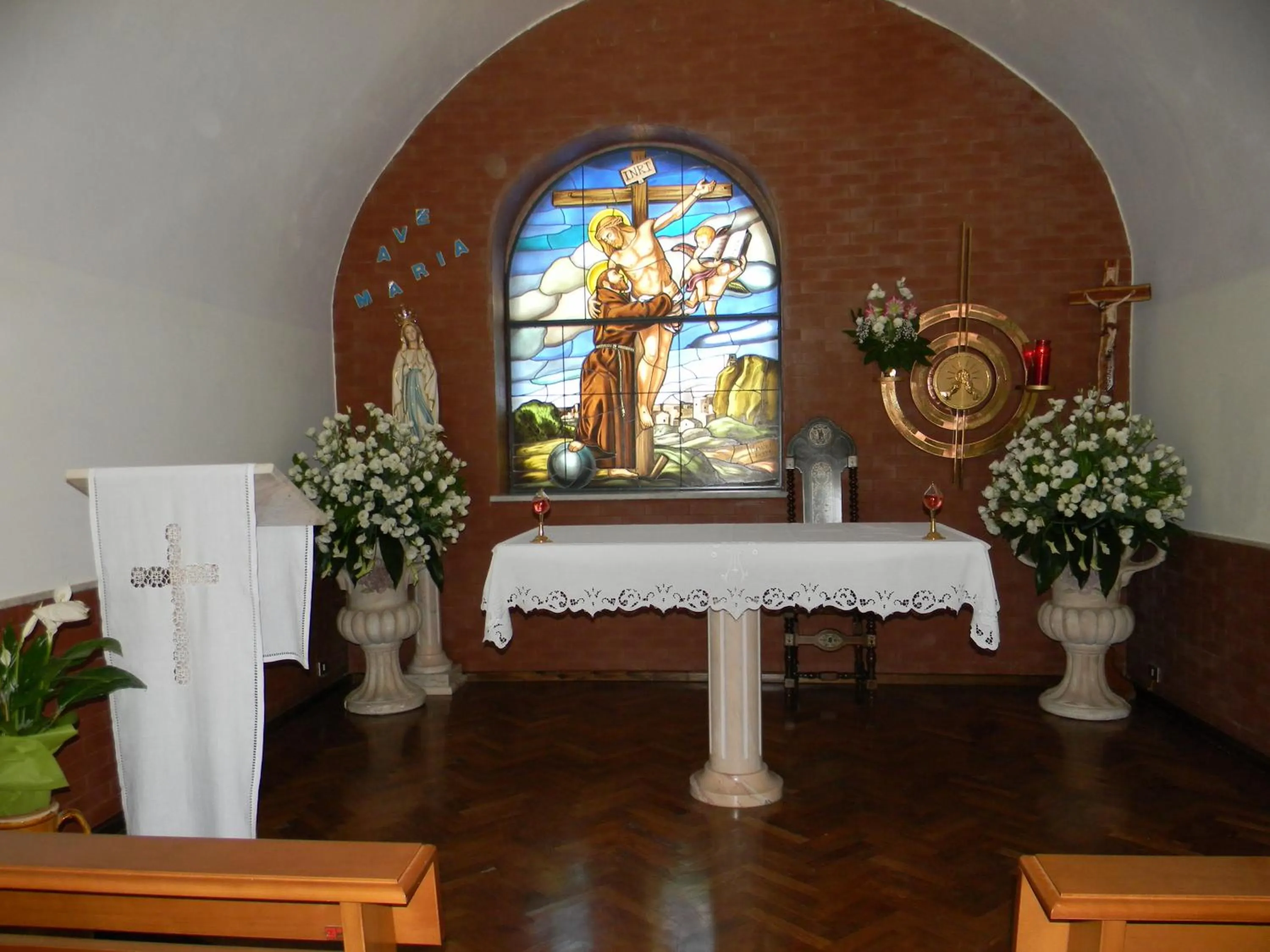 Decorative detail in Oasi Madre della Pace