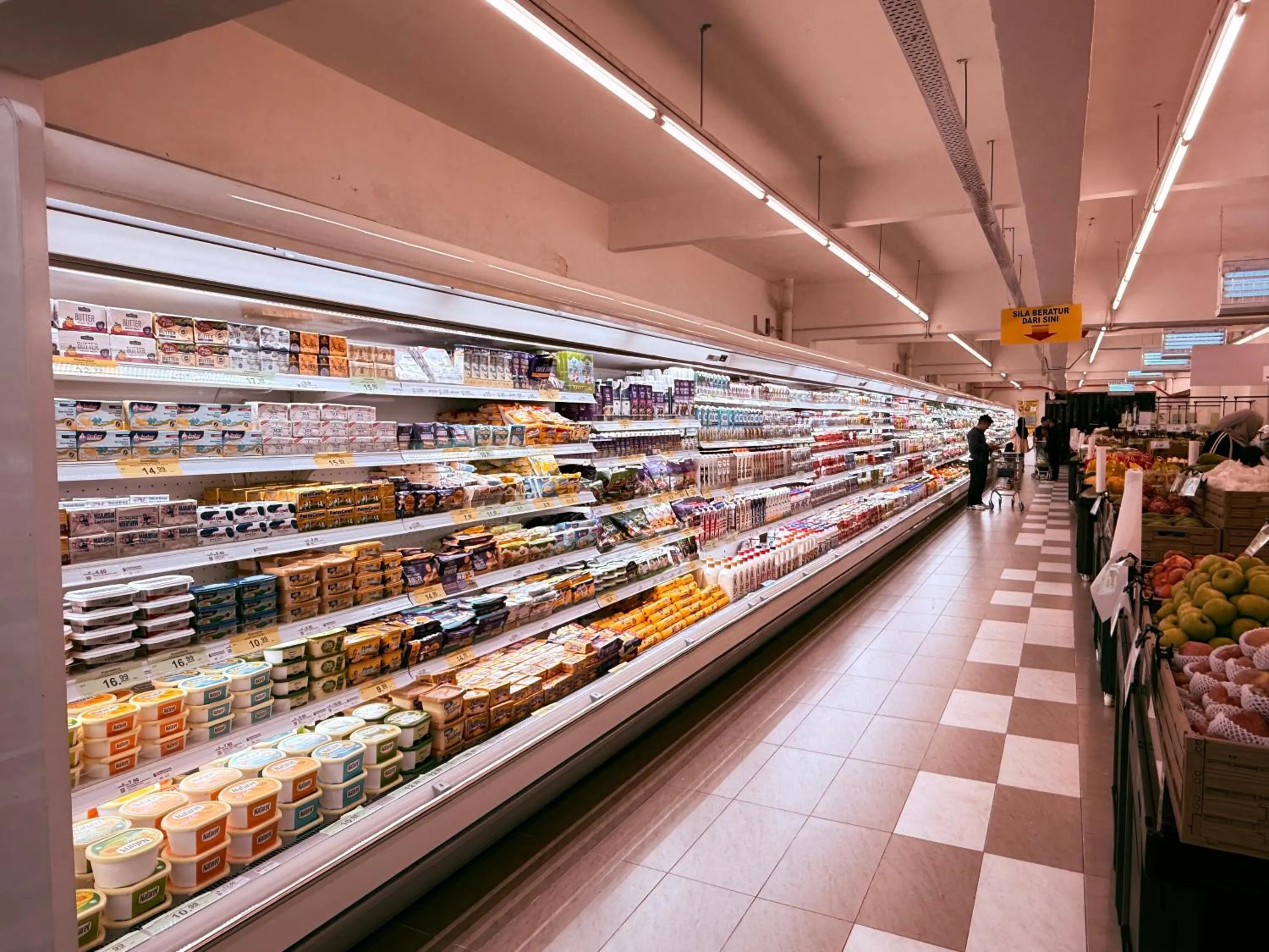 Supermarket/grocery shop in Nova Mountain n Sunrise view Hilltop Hotel Apartment in Cameron Highlands