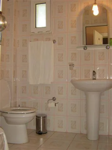 Toilet in Alize Hotel