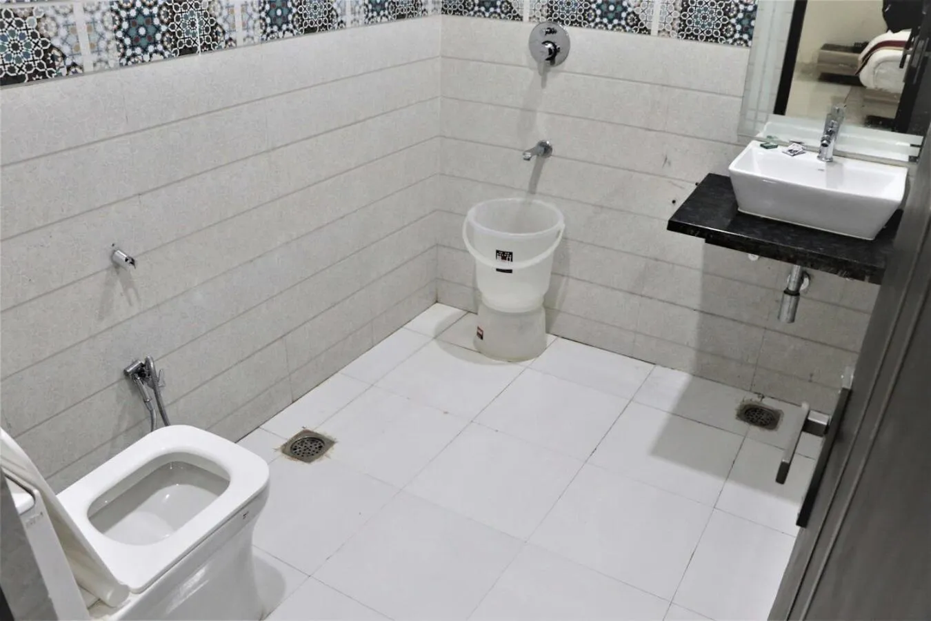 Bathroom in Hotel Blue Pine