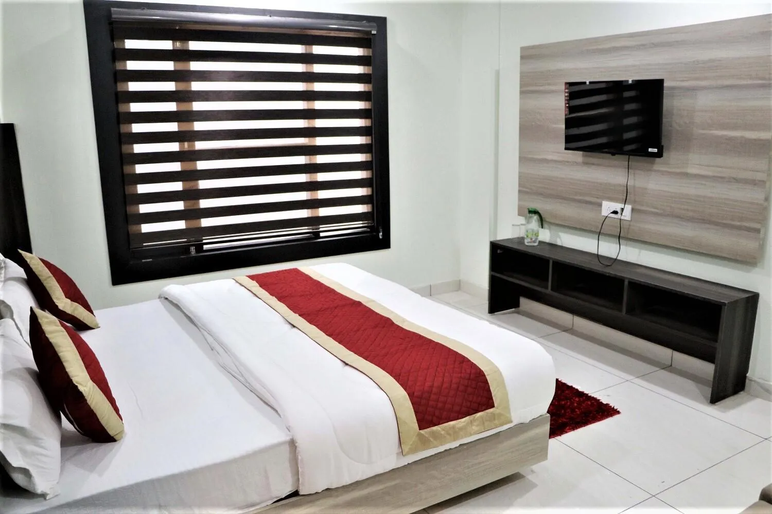 Bedroom in Hotel Blue Pine