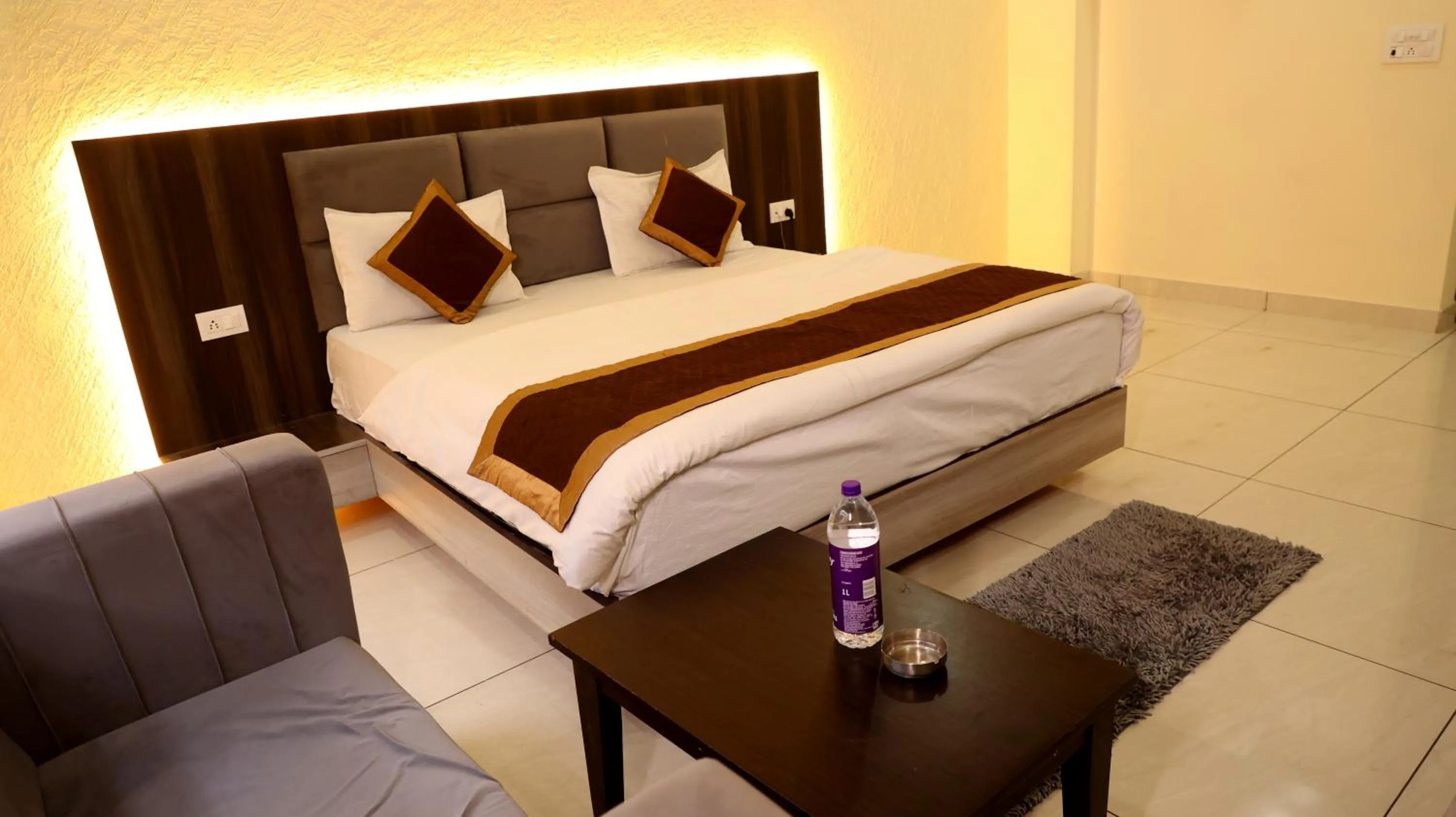 Seating area in Hotel Blue Pine