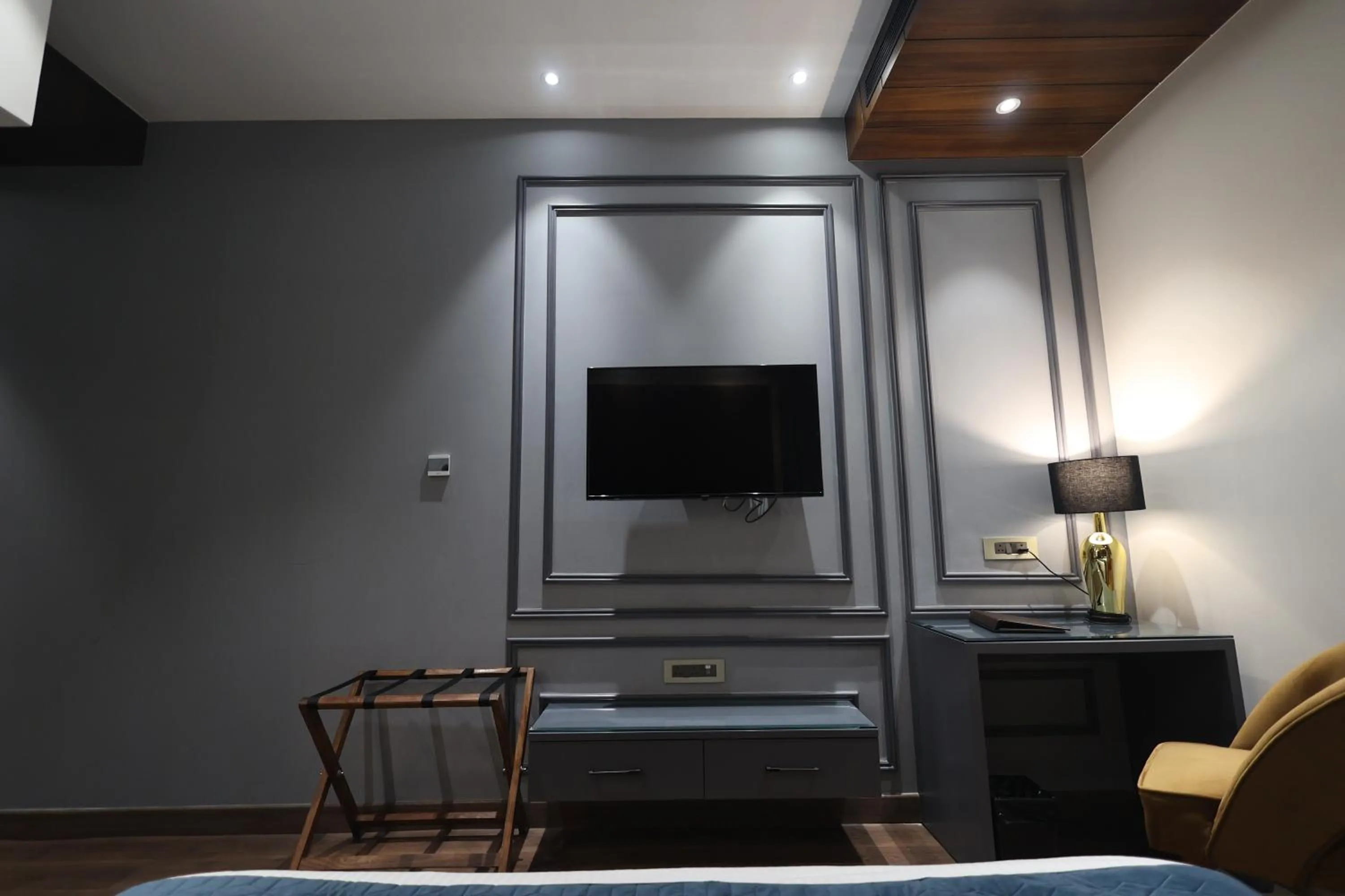 TV and multimedia in The Ramayana Hotel, Ayodhya