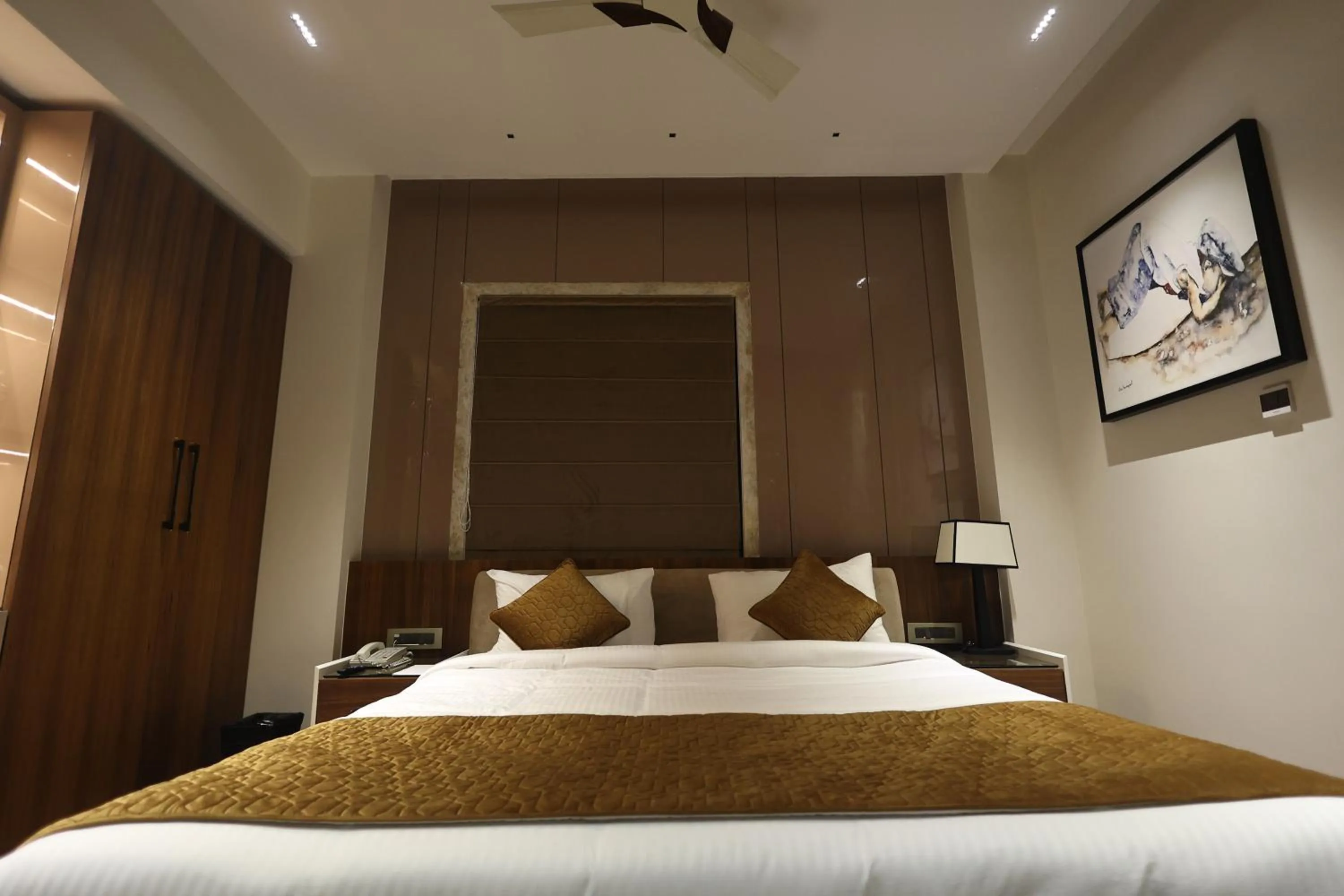 Bed in The Ramayana Hotel, Ayodhya