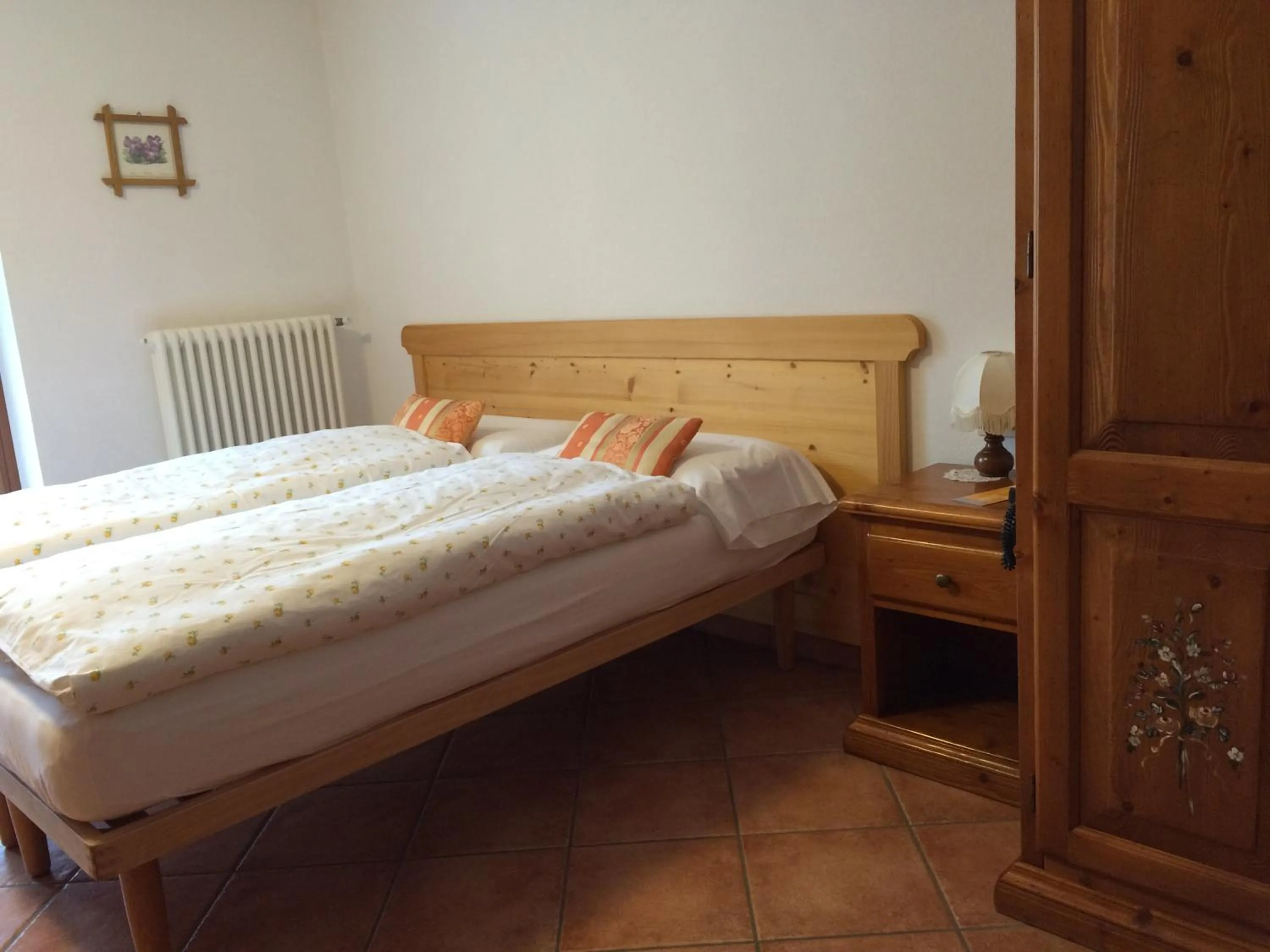 Lounge or bar, Bed in Residence Oberteil