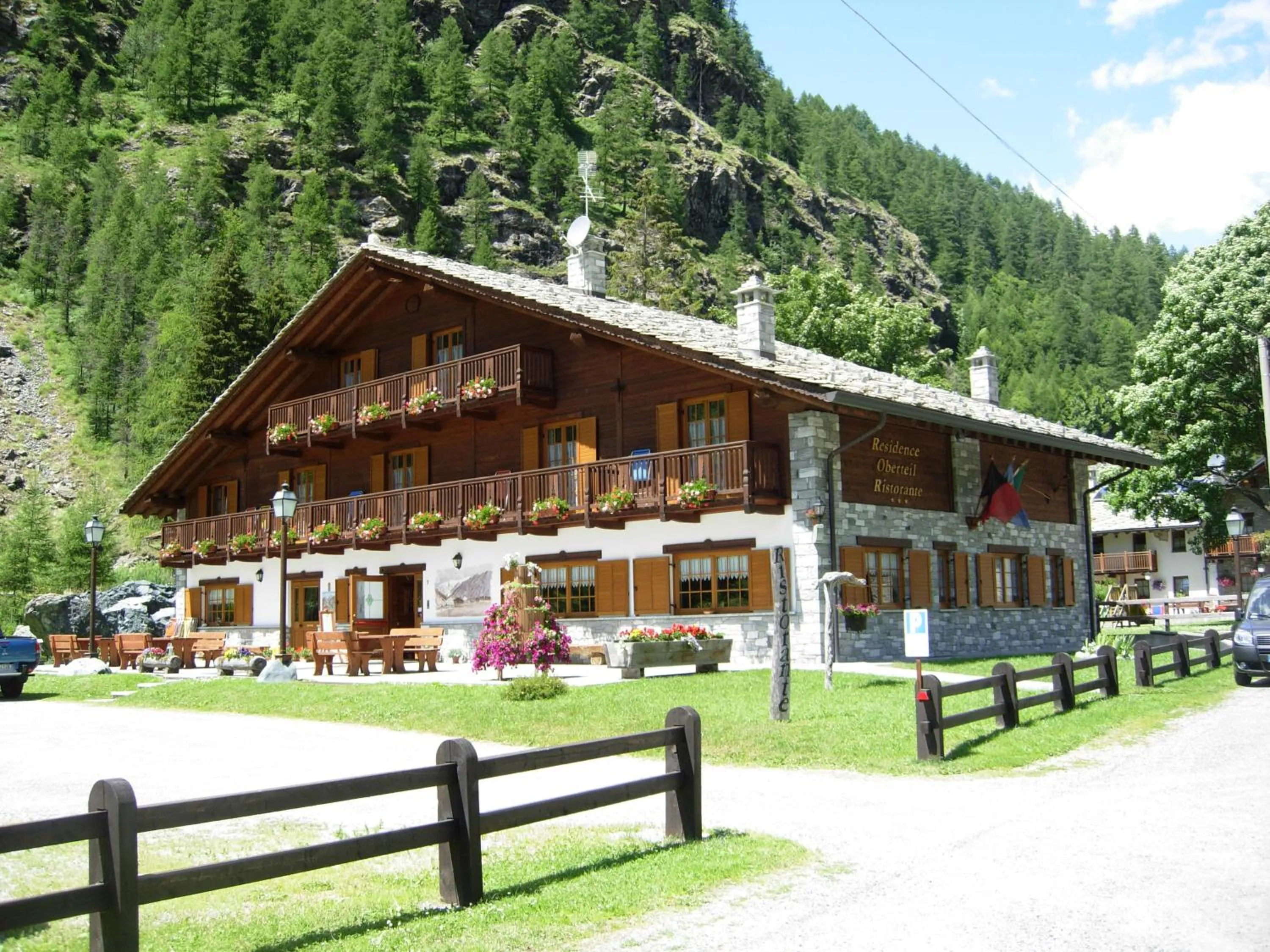 Facade/entrance in Residence Oberteil