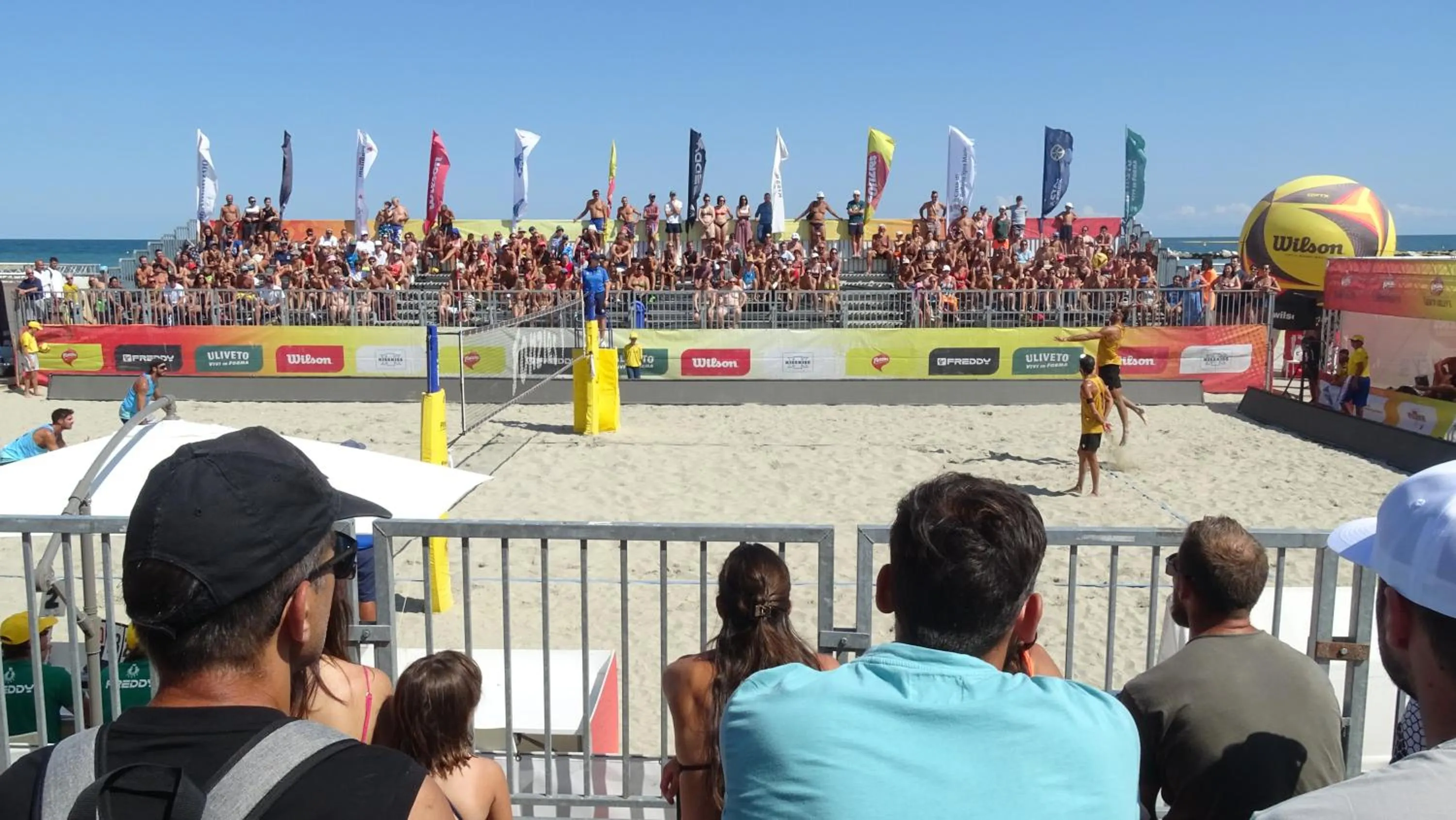 Beach in Vinsea Hotel