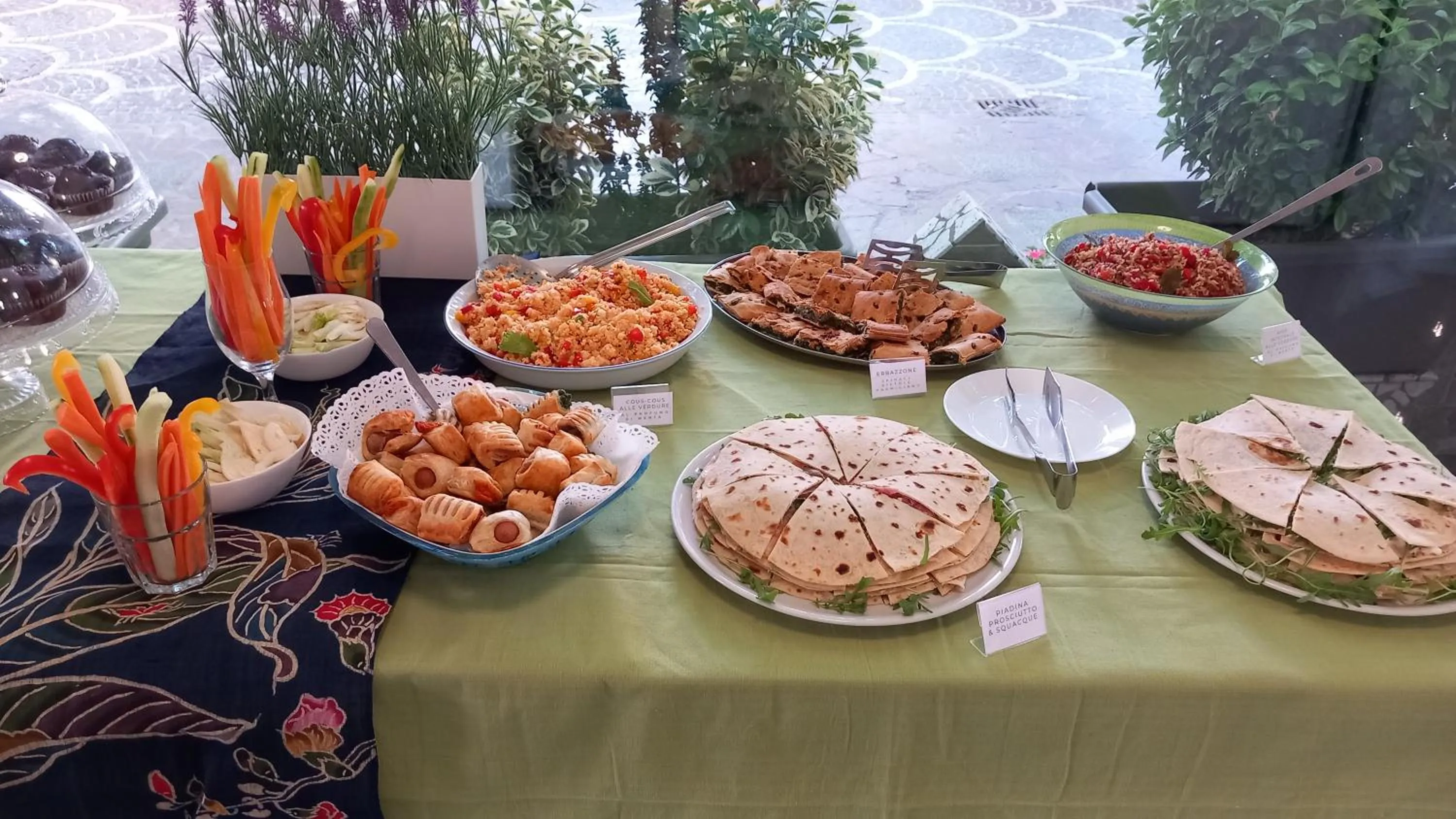 Food in Vinsea Hotel