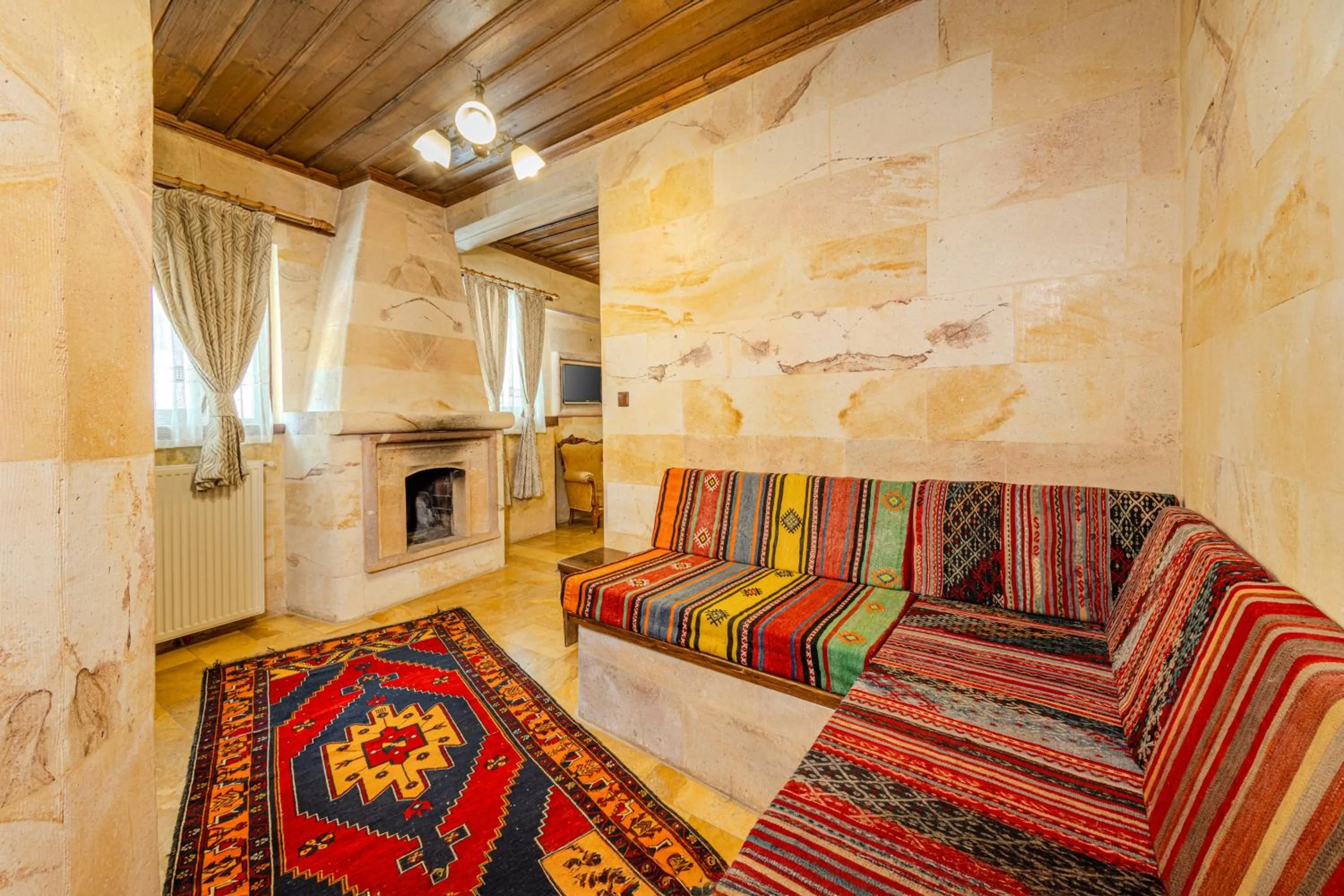 Living room in Akuzun Stone Hotel