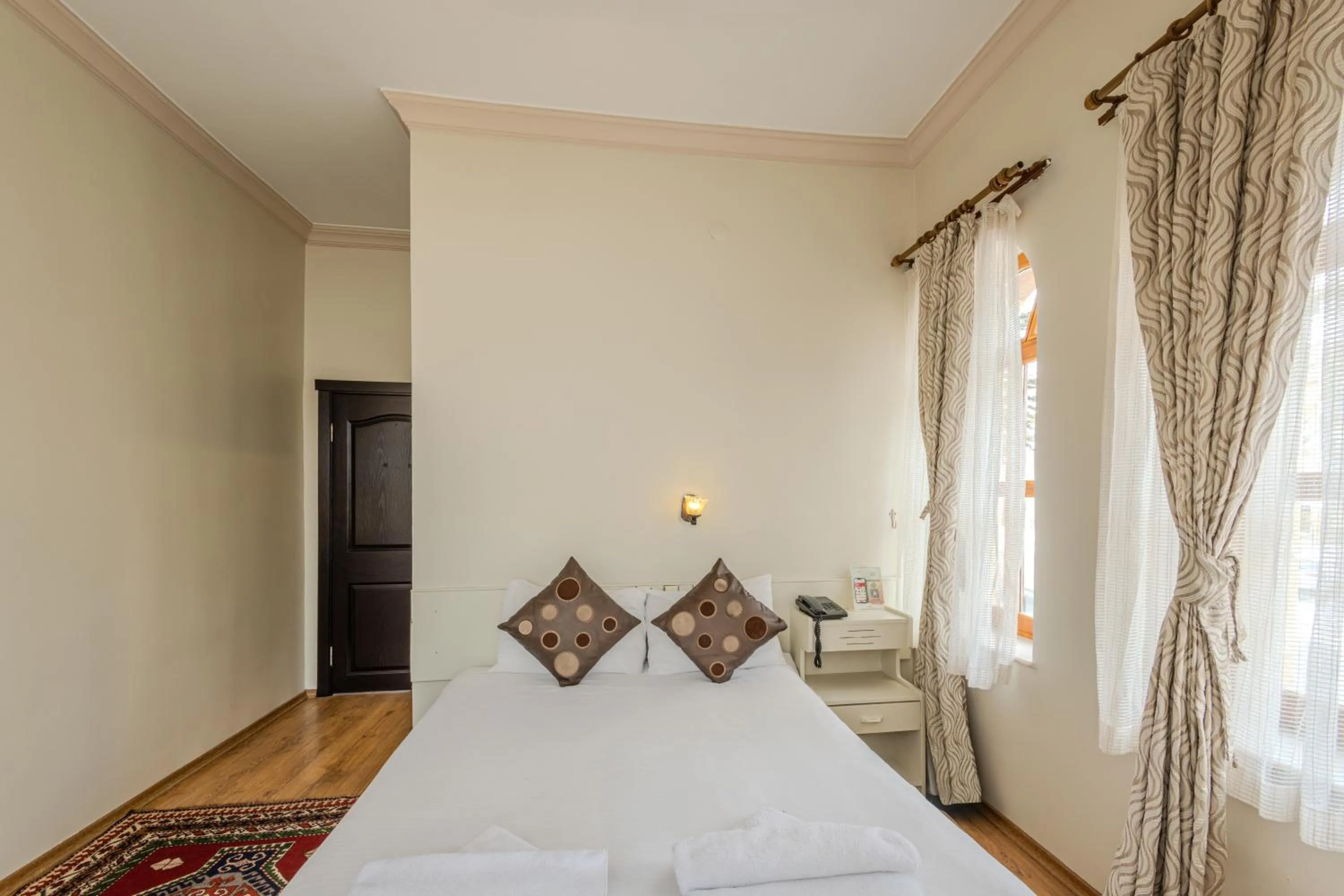 Bedroom in Akuzun Stone Hotel