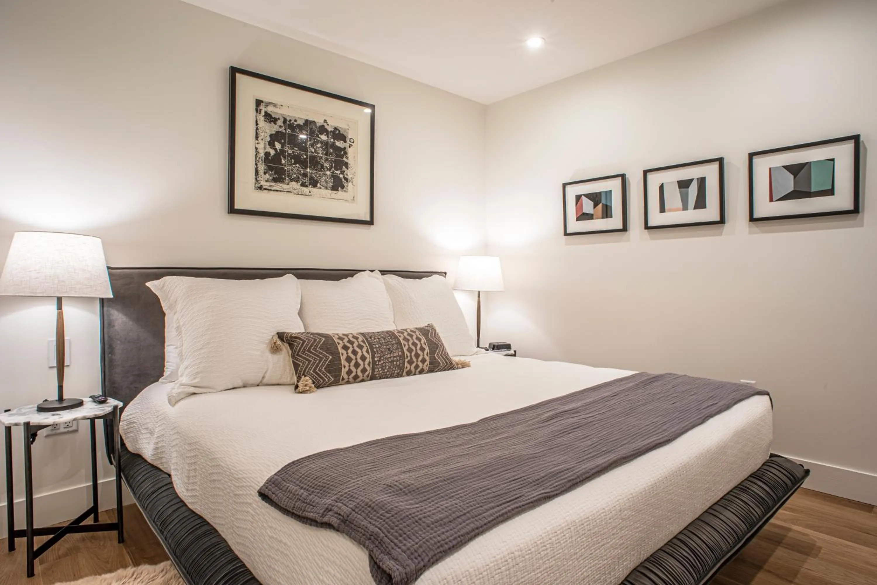 Bedroom, Bed in Elevation Lofts Hotel