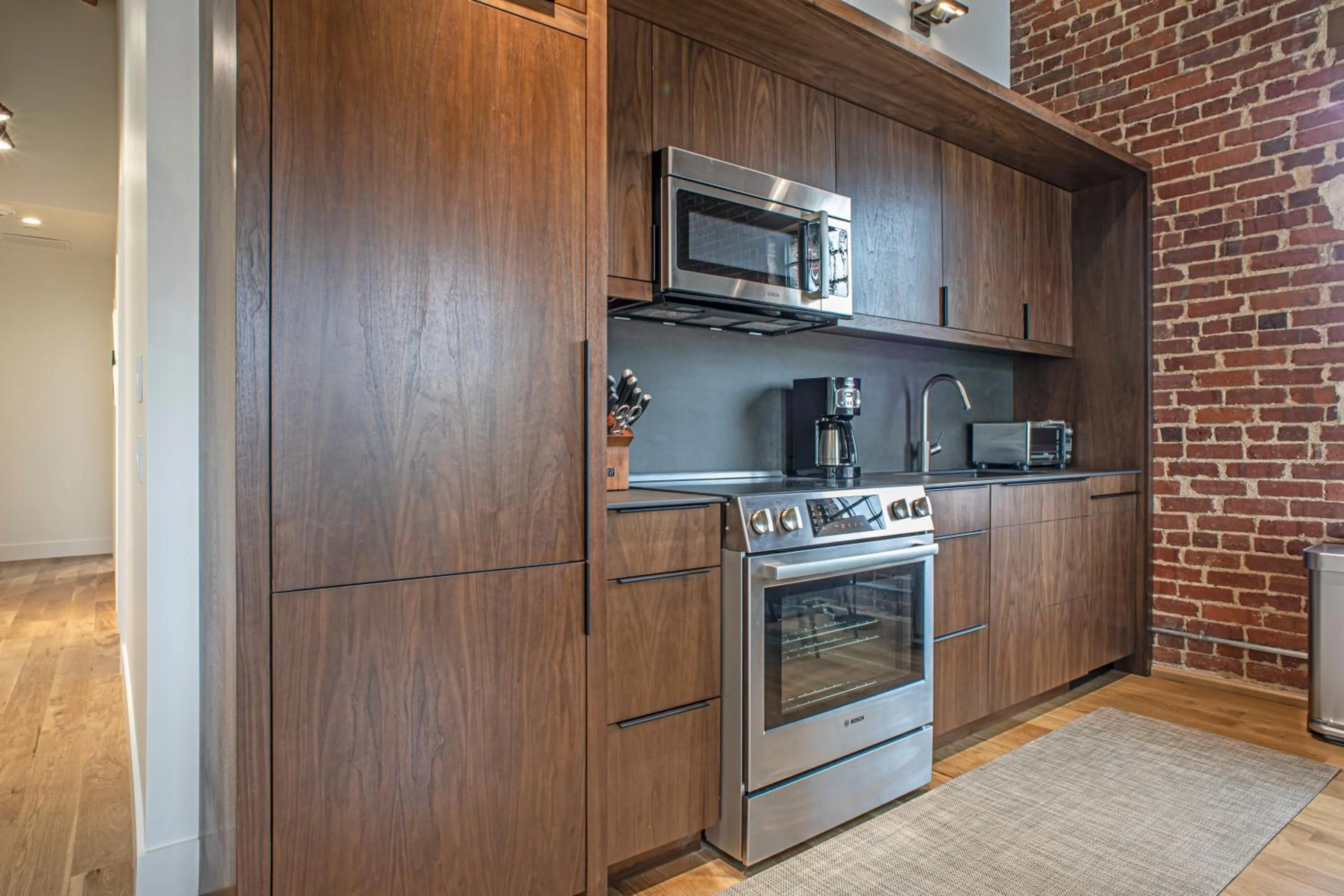 Coffee/tea facilities in Elevation Lofts Hotel