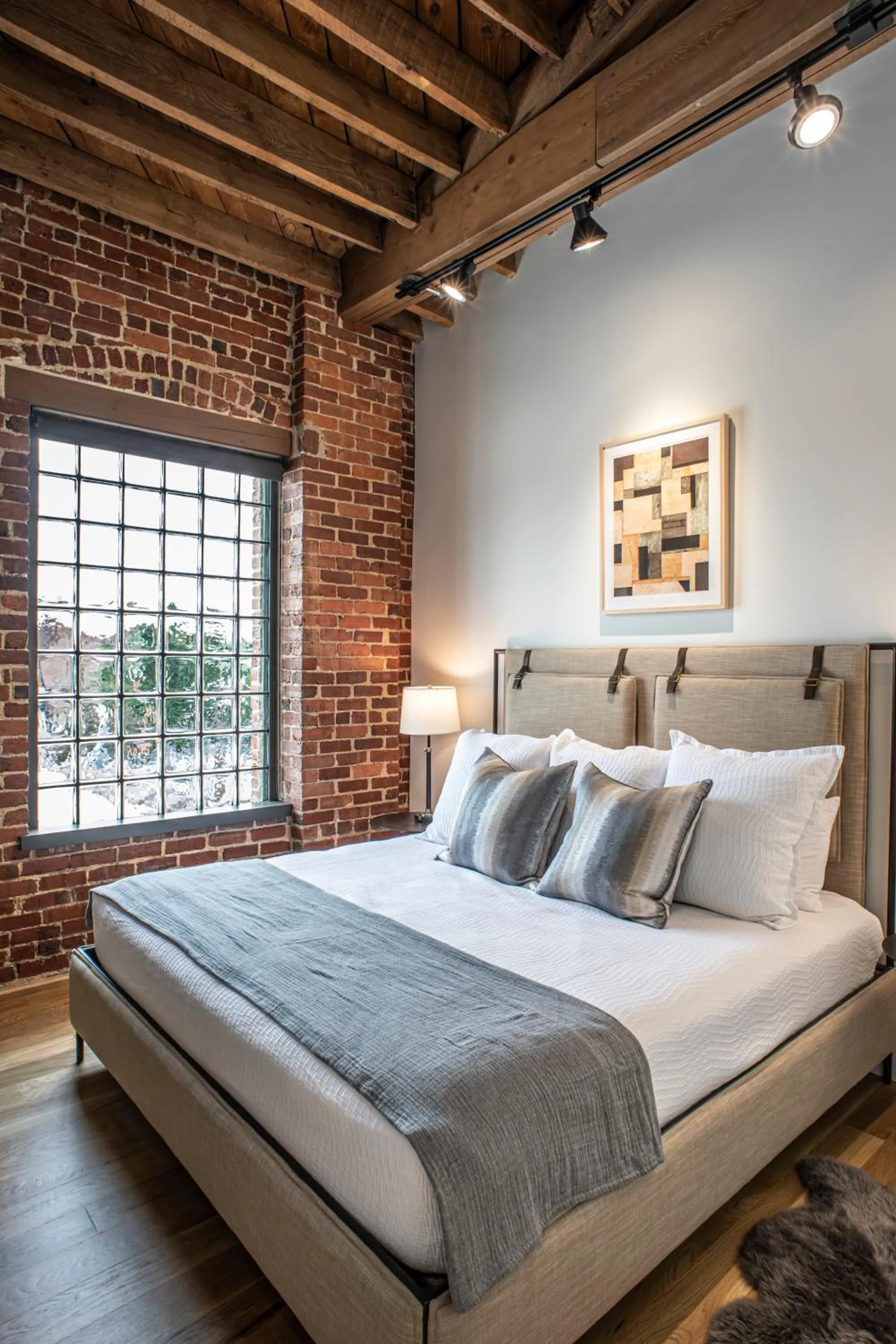 Bedroom, Bed in Elevation Lofts Hotel