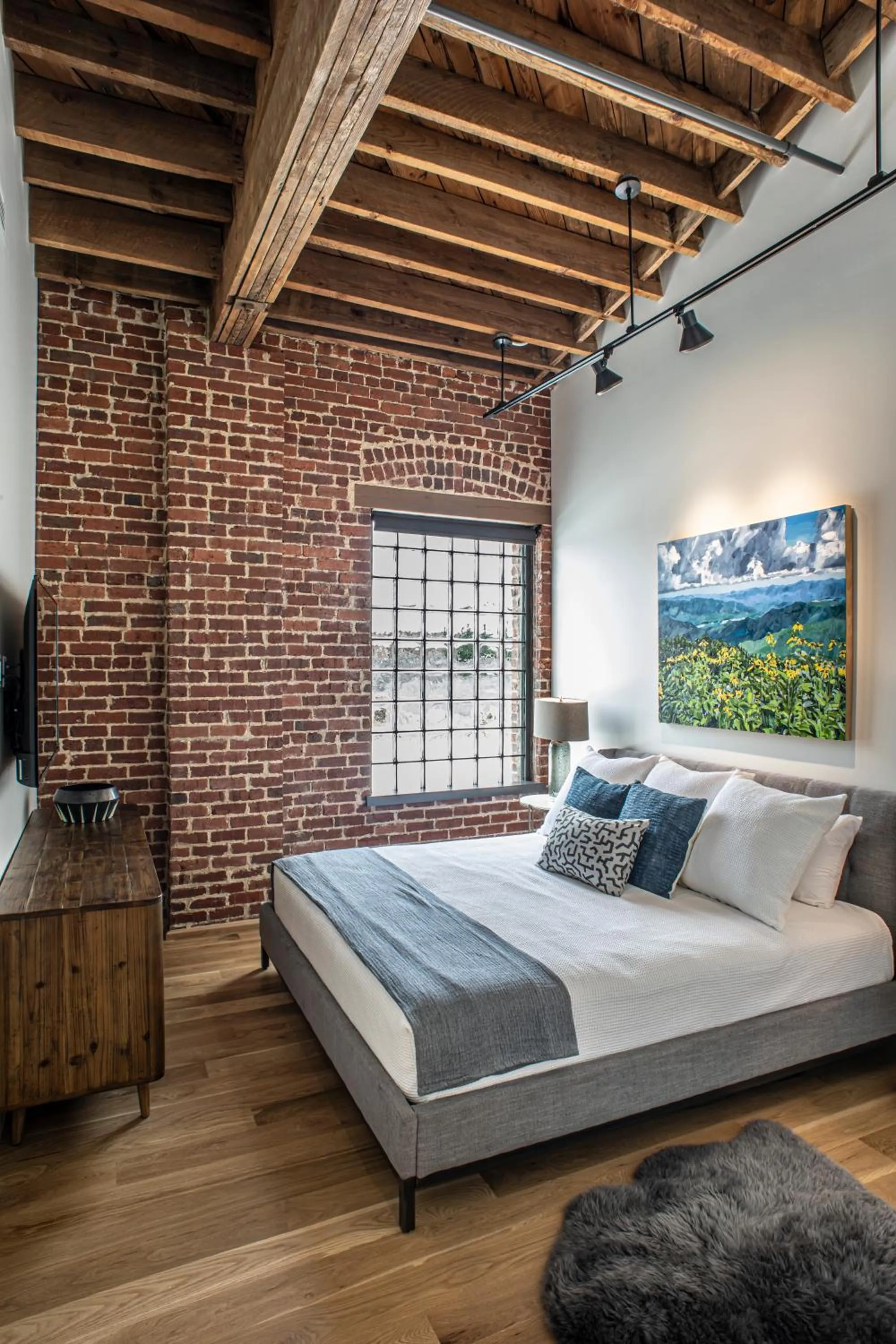 Bedroom, Bed in Elevation Lofts Hotel