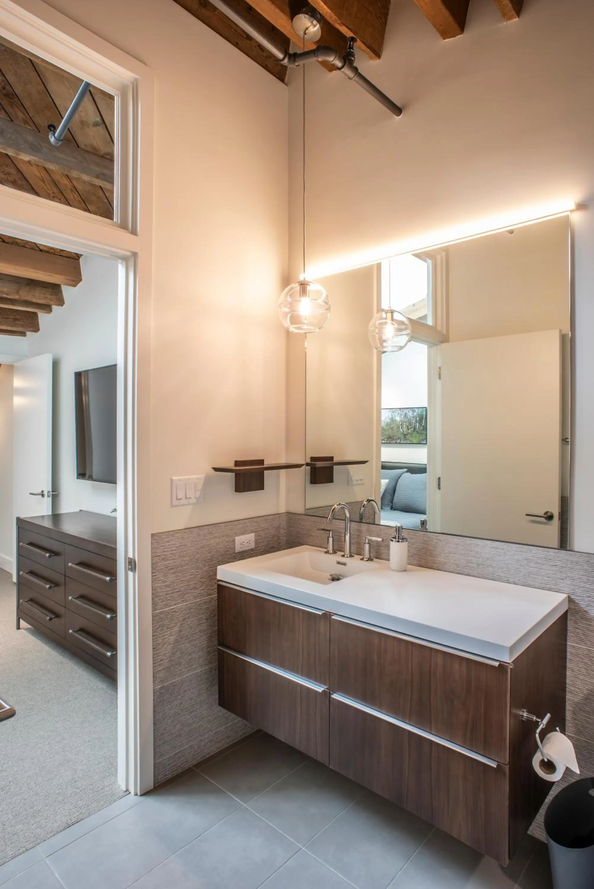 Bathroom in Elevation Lofts Hotel