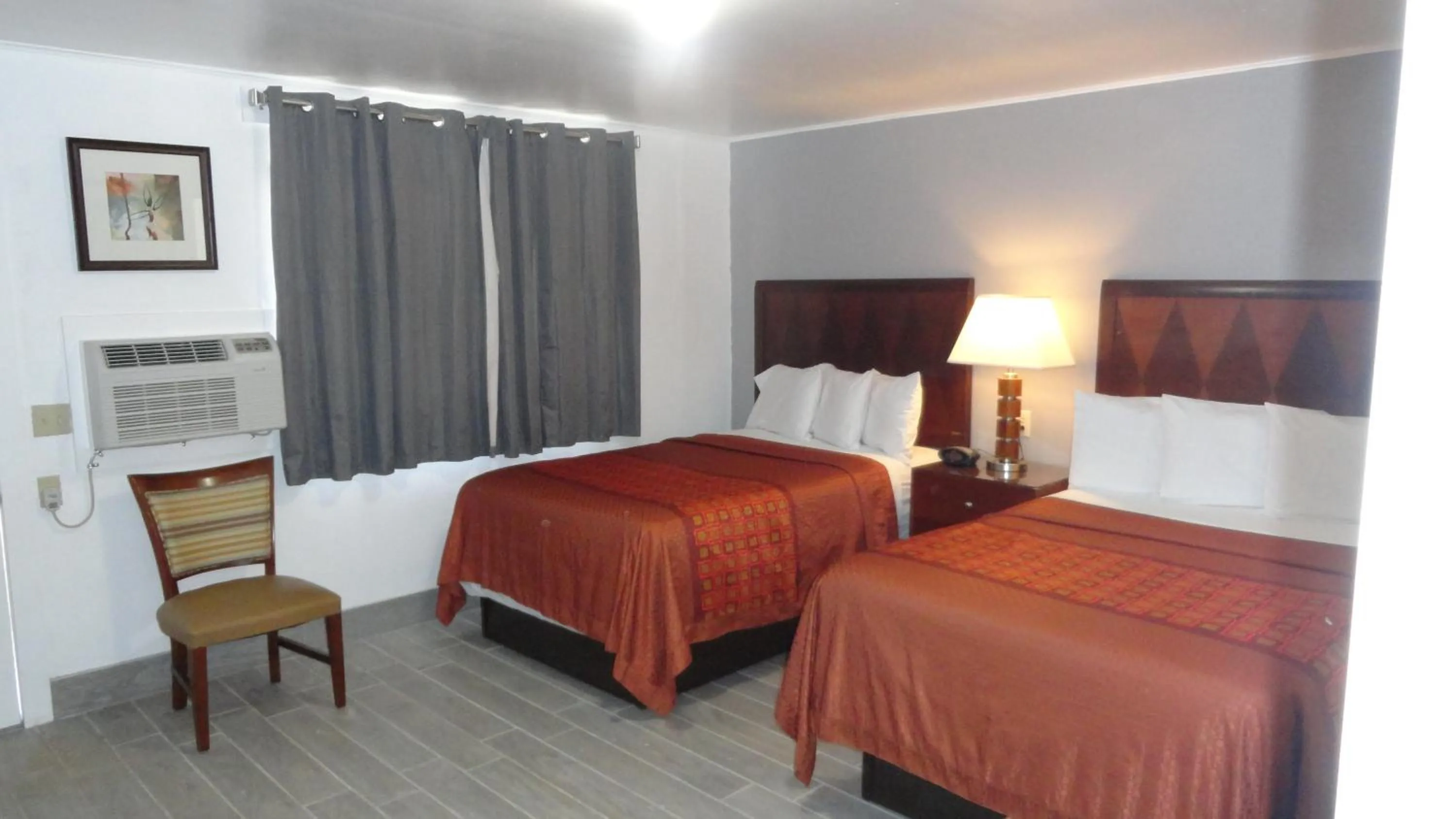 Photo of the whole room, Bed in ECONOMY INN