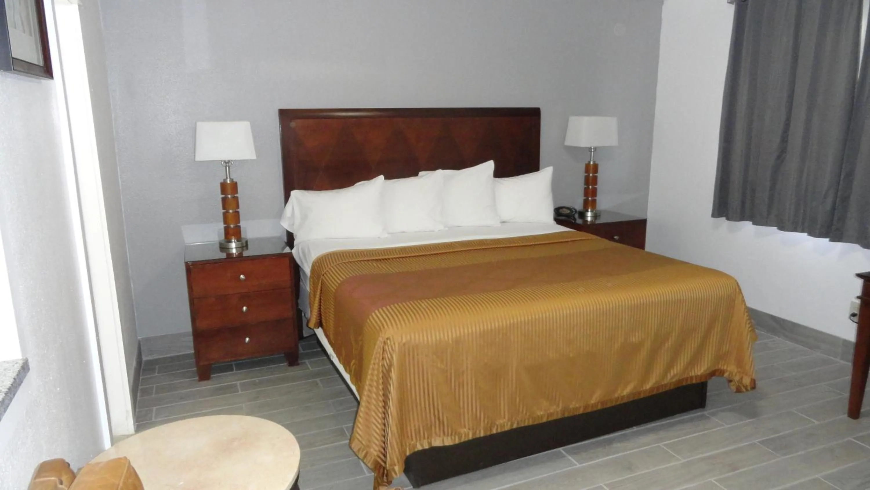 Photo of the whole room, Bed in ECONOMY INN