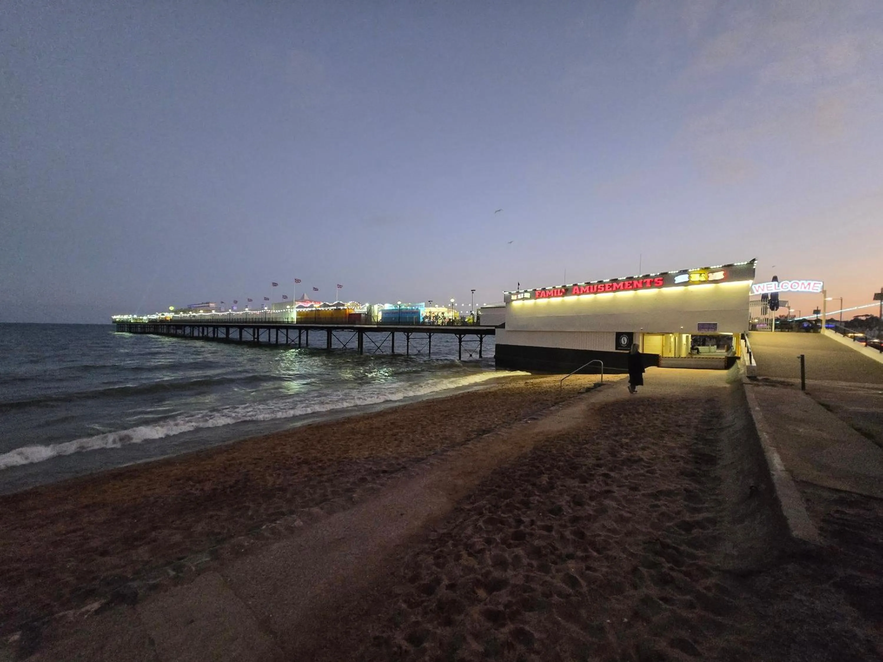 Beach in Beach Hotel Torbay B&B