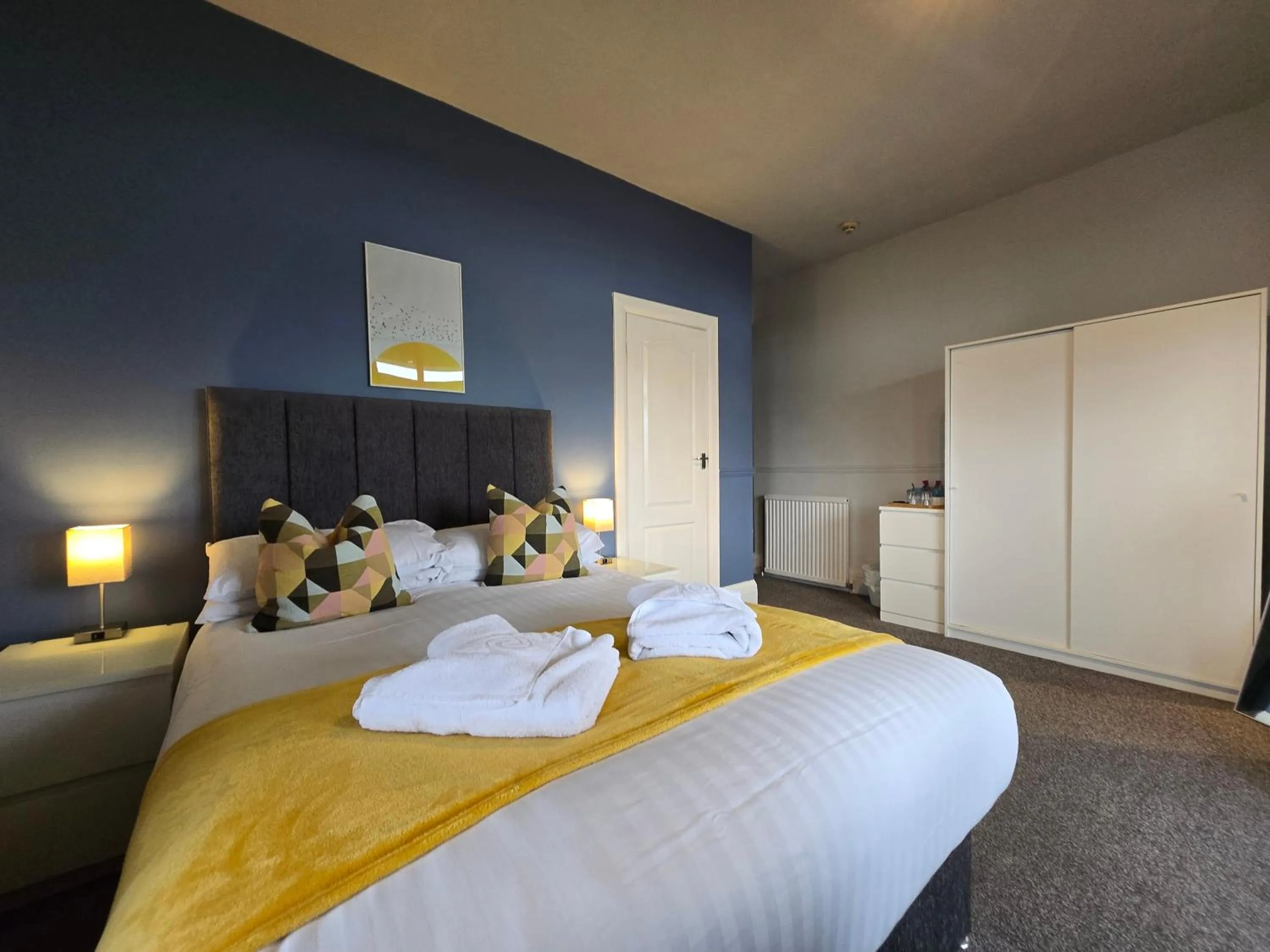 Bed in Beach Hotel Torbay B&B