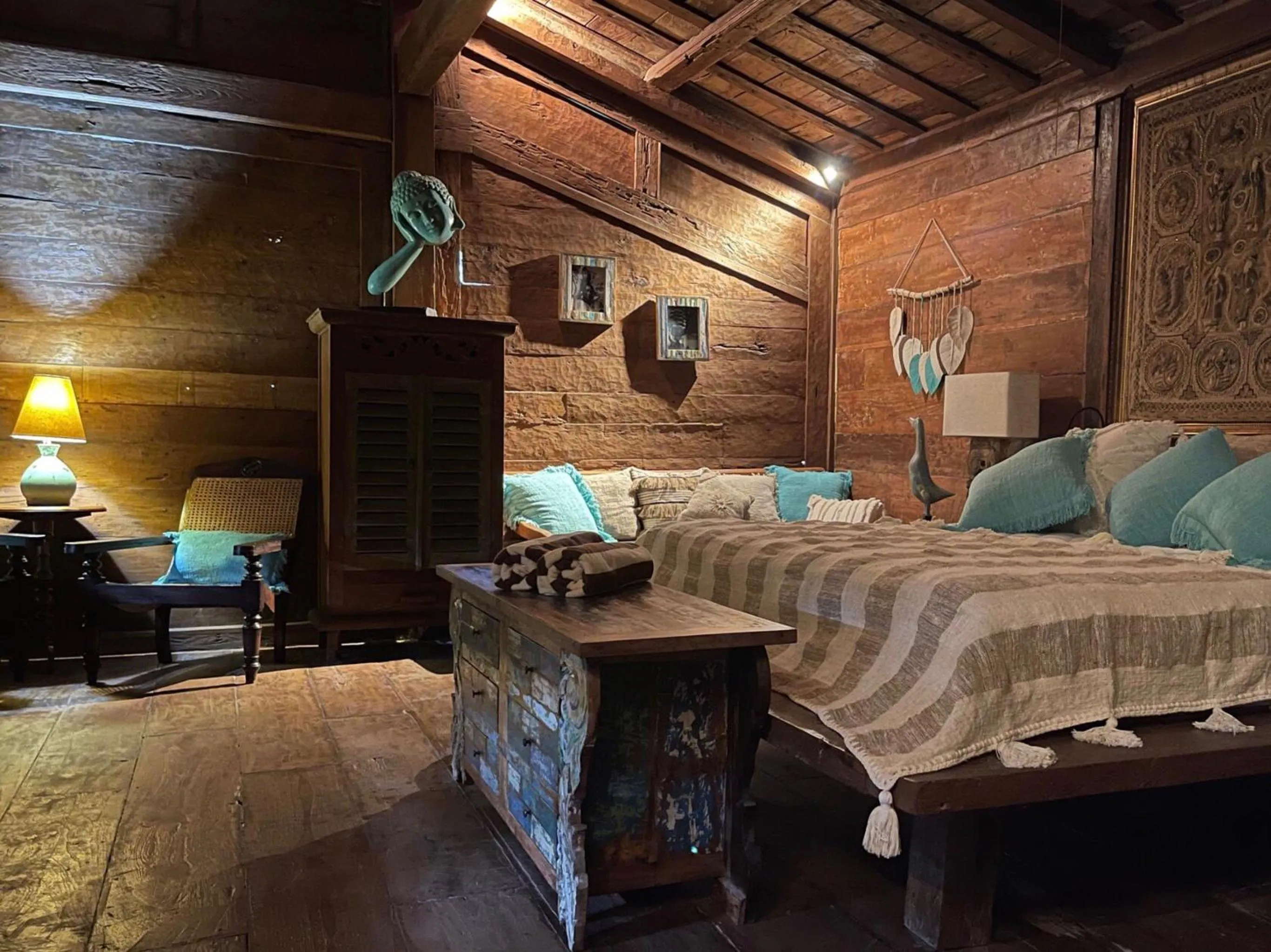 Photo of the whole room, Bed in Louka Beach Bali